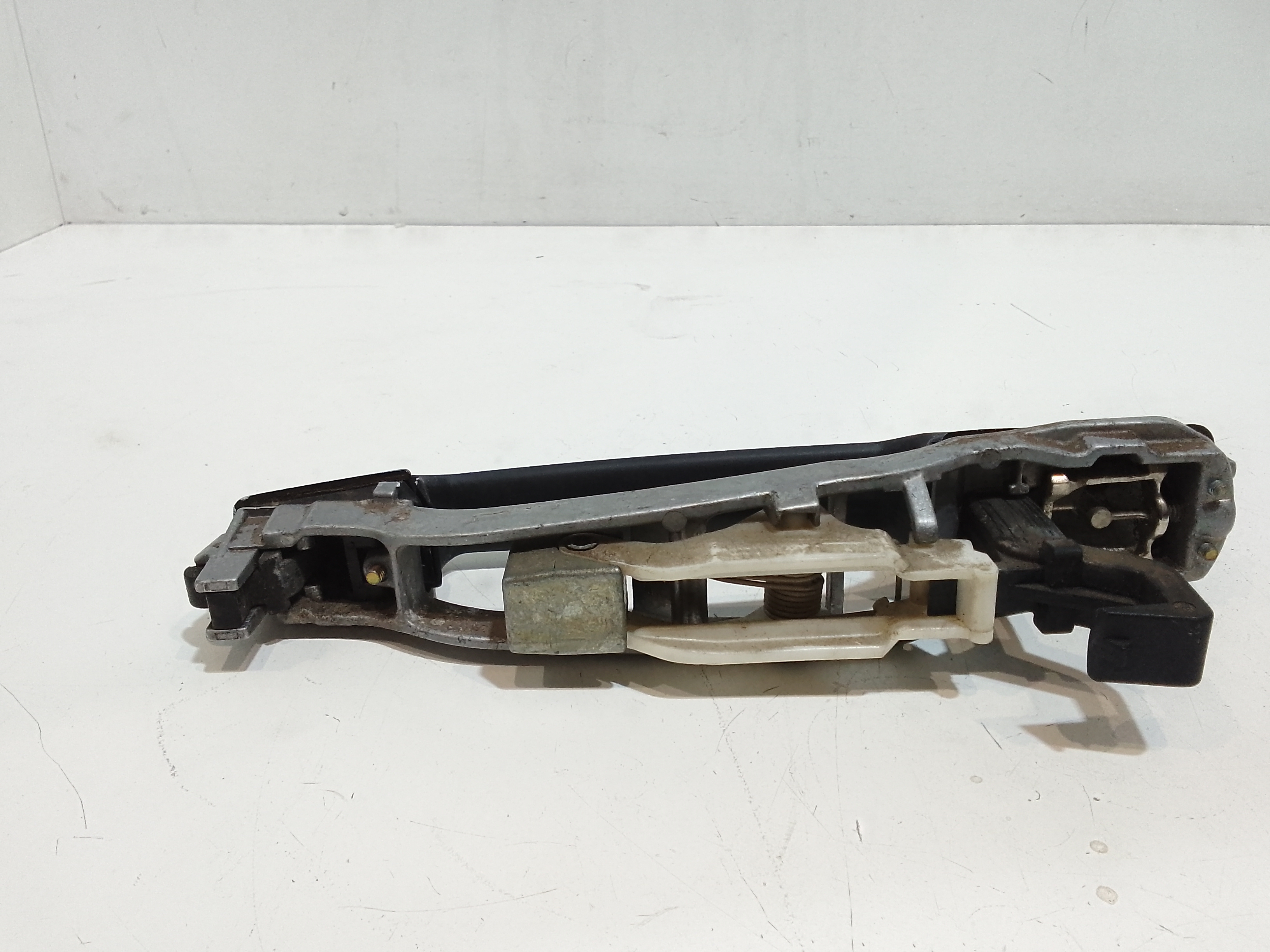 Maniglia esterna Posteriore Destra per Mercedes Classe E W124 (1993 - 1997)