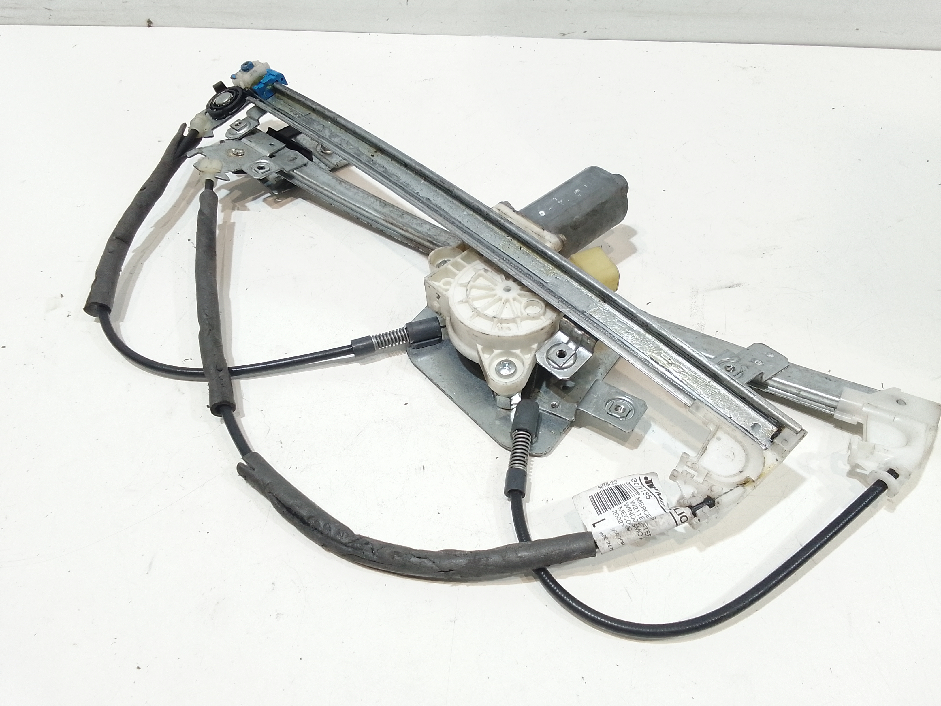 Cremagliera anteriore sinistra Guida per Mercedes Classe E Berlina W211 (2002 - 2007)