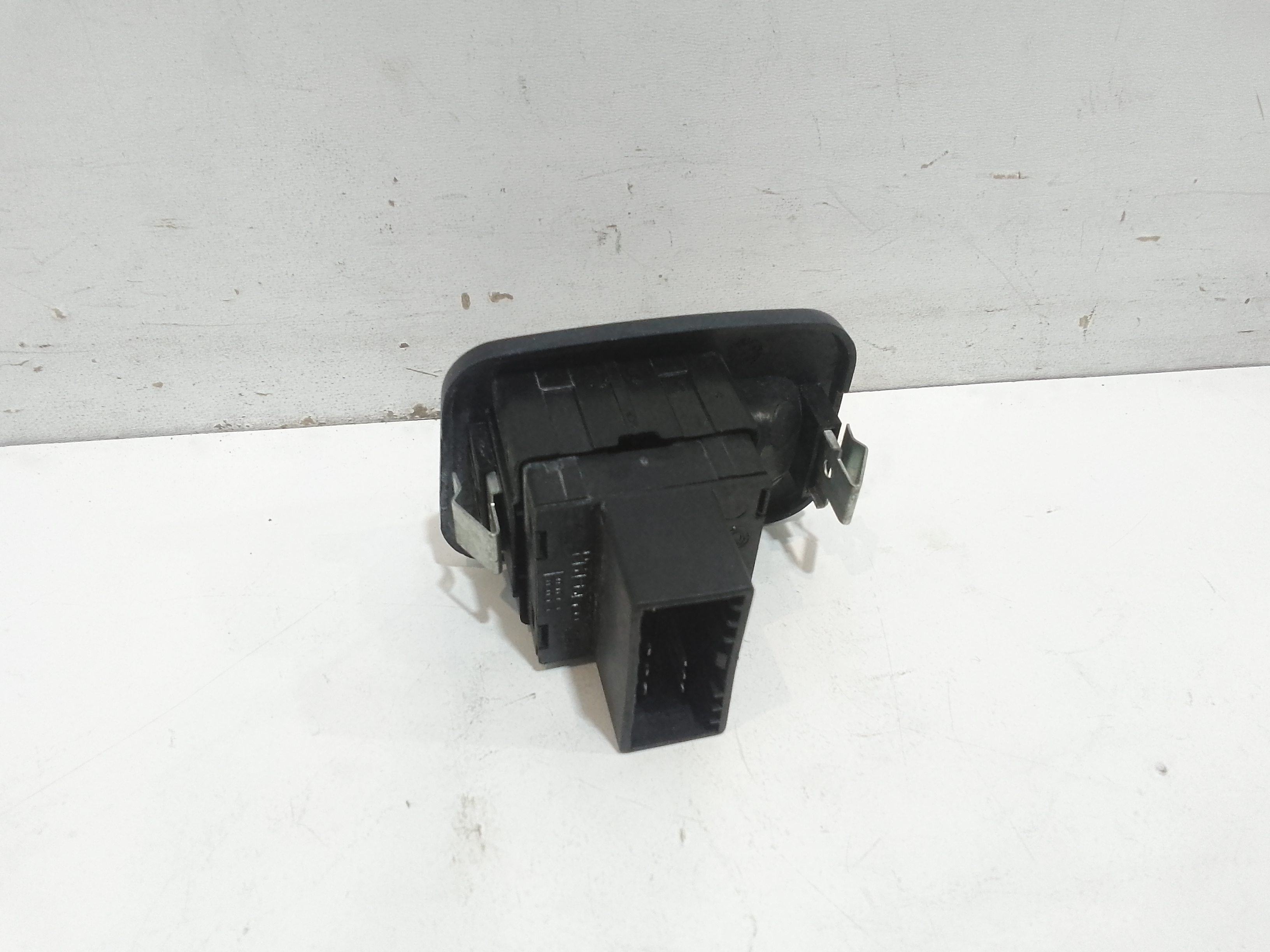 Pulsante alzavetro anteriore dx per Lancia Ypsilon 2 Serie (2006 - 2010)