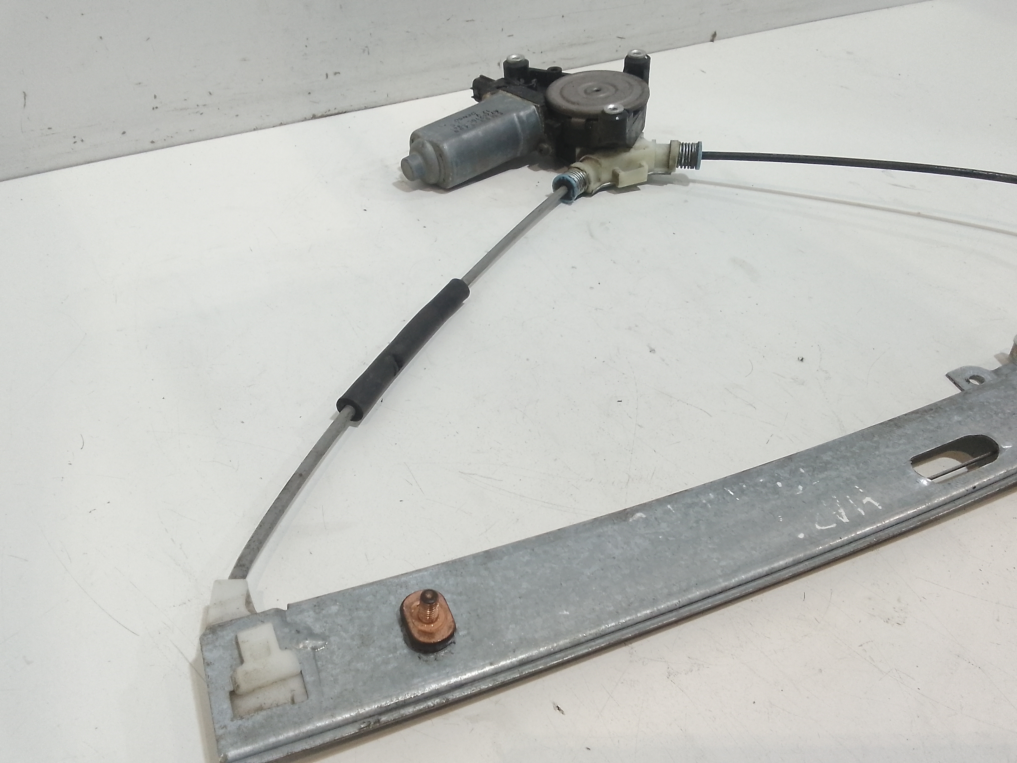 Cremagliera anteriore sinistra Guida per Mazda Tribute (2000 - 2011)