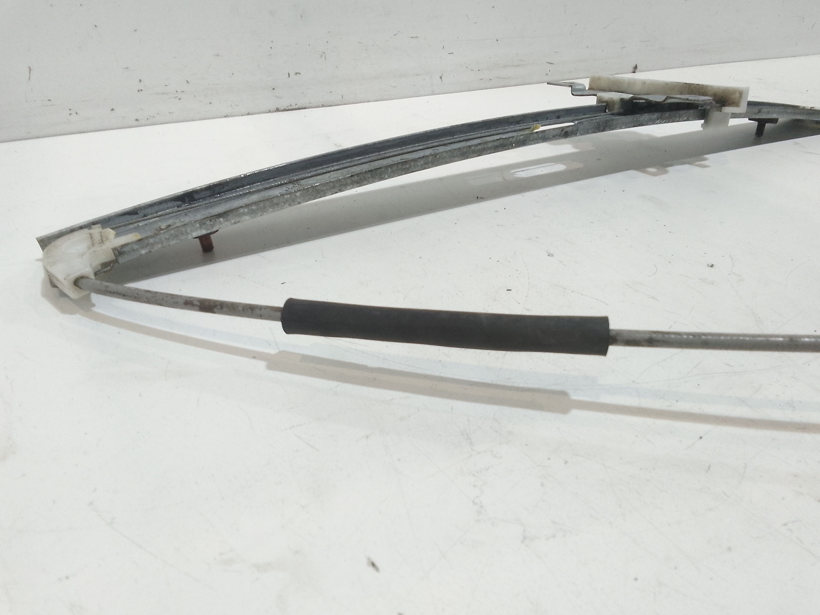 Cremagliera anteriore sinistra Guida per Mazda Tribute (2000 - 2011)