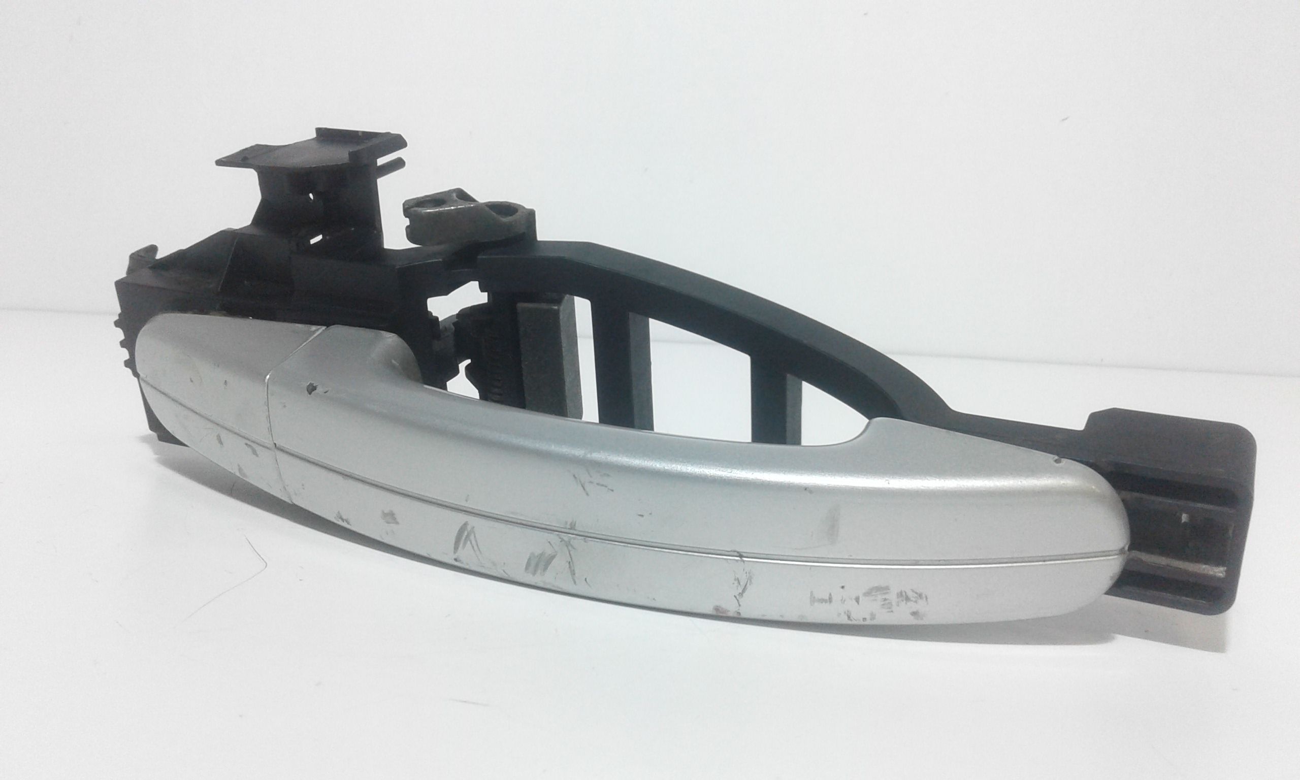 Maniglia esterna Anteriore Destra FORD C - Max Serie (03>07)