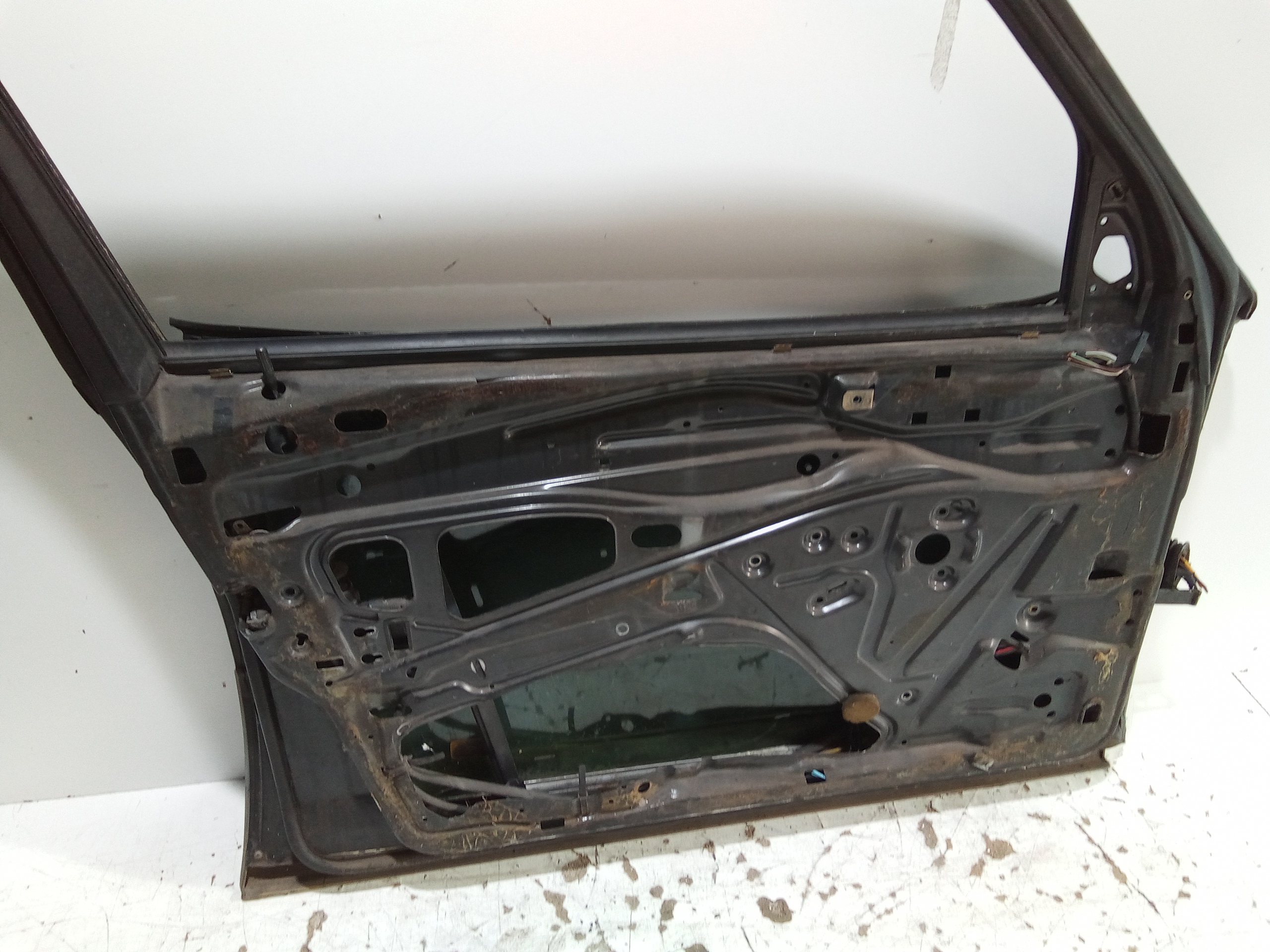 Portiera Anteriore Sinistra per Mercedes Classe E W124 (1993 - 1997)