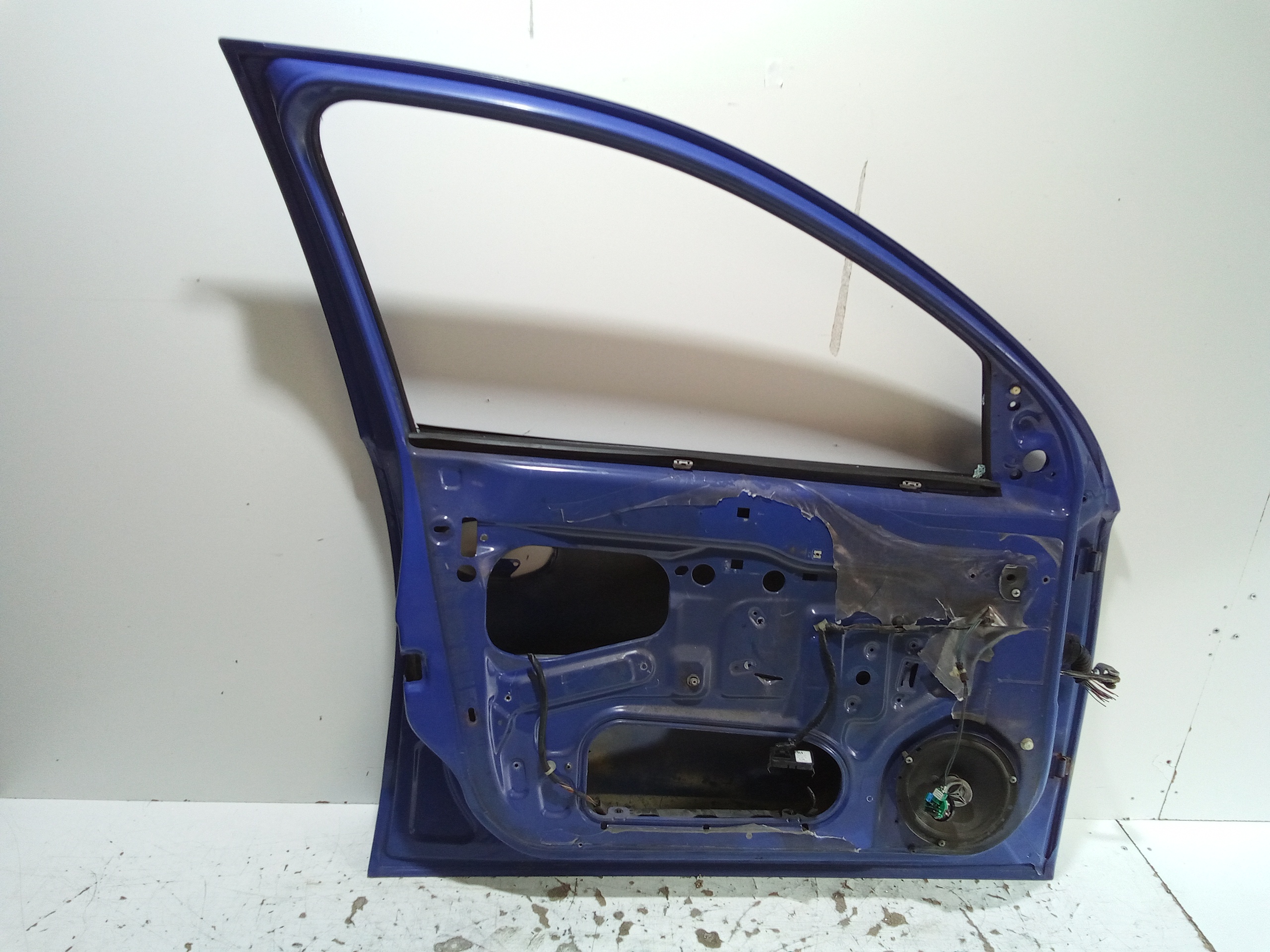 Portiera Anteriore Sinistra per Opel Corsa C 5p 2 Serie (2003 - 2006)