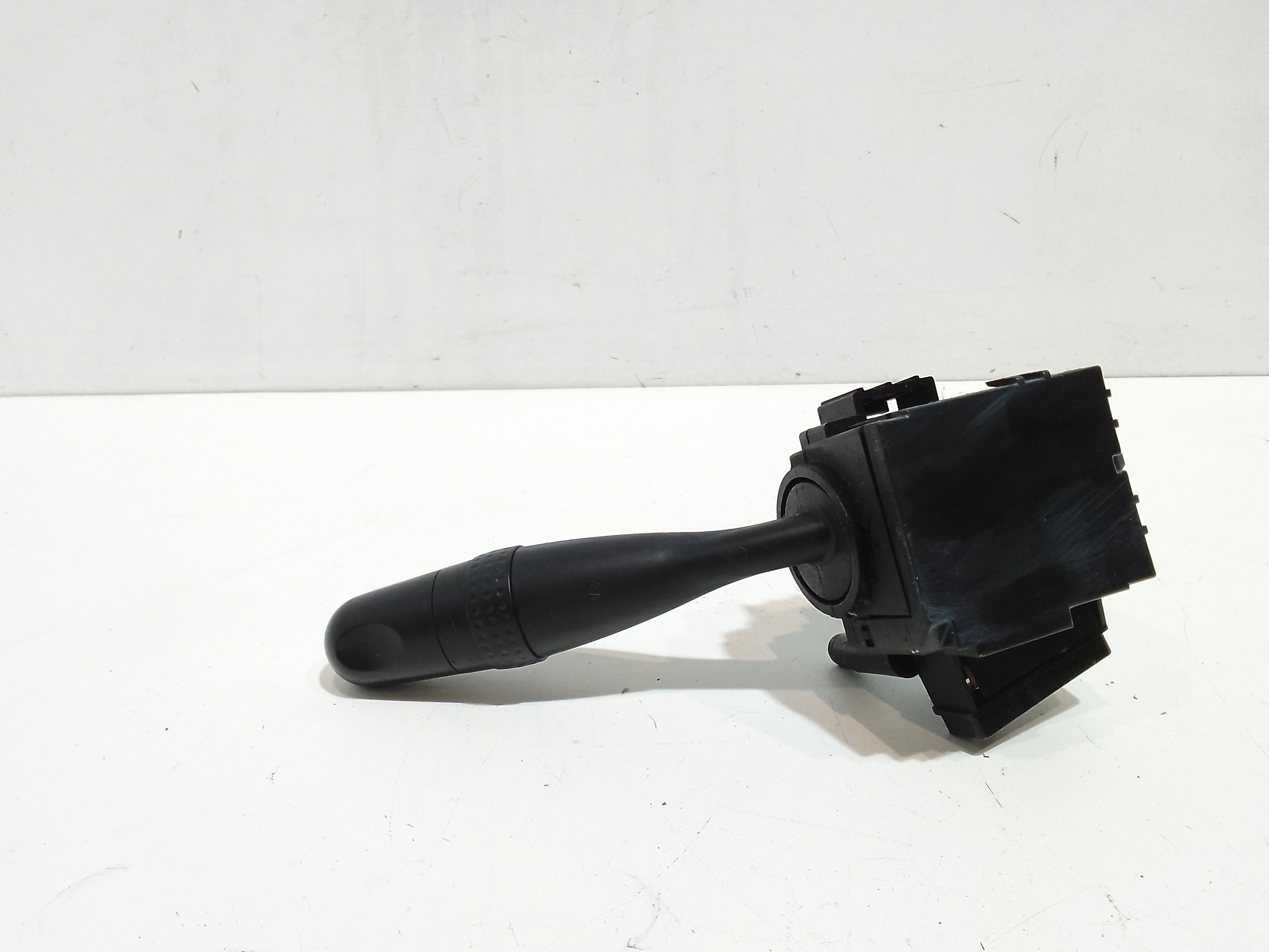 Devioluci destro per Suzuki Swift 4 Serie (04>10) (2004 - 2010)