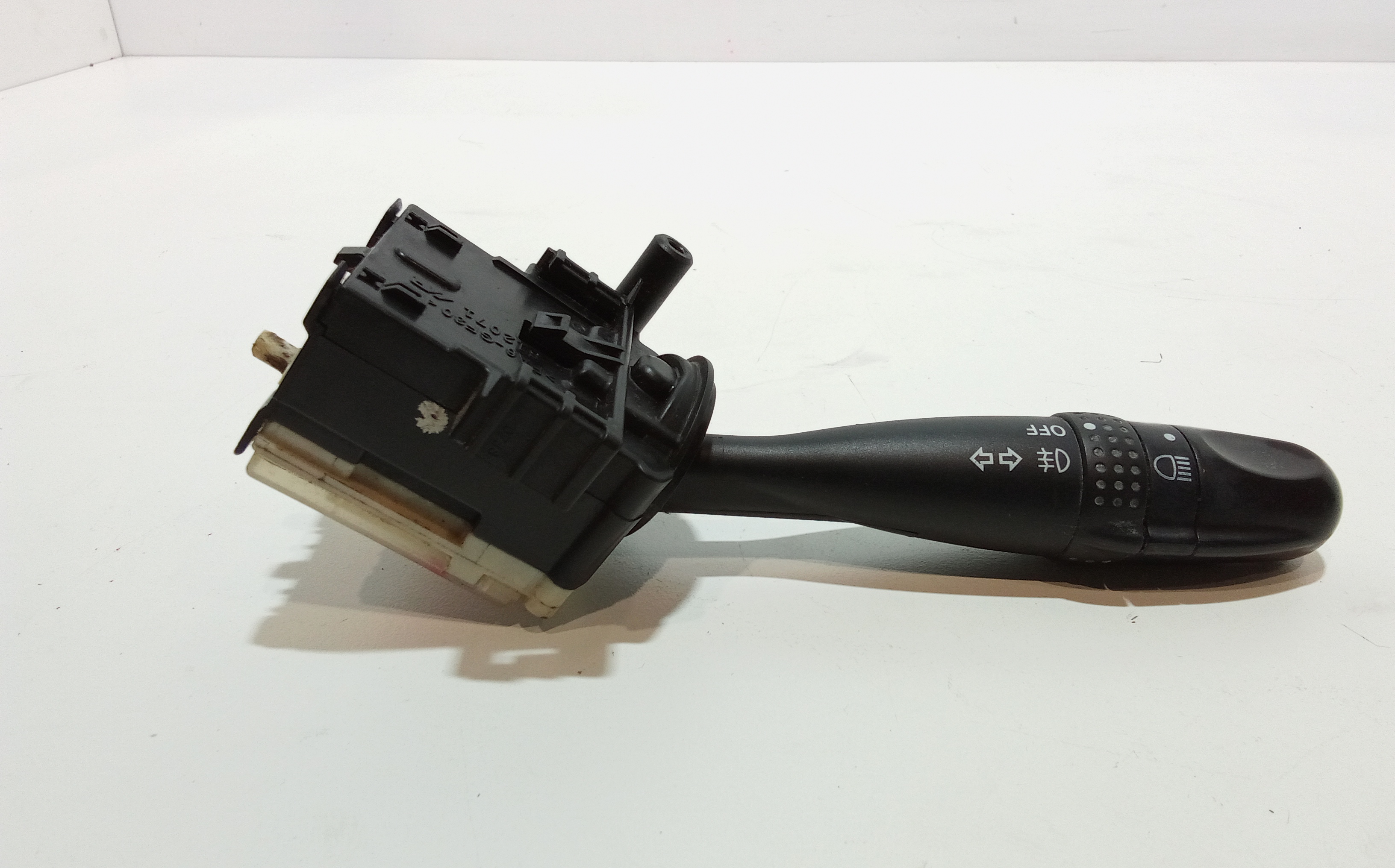 Devioluci sinistro per Suzuki Alto 3 Serie (2008 - In produzione)