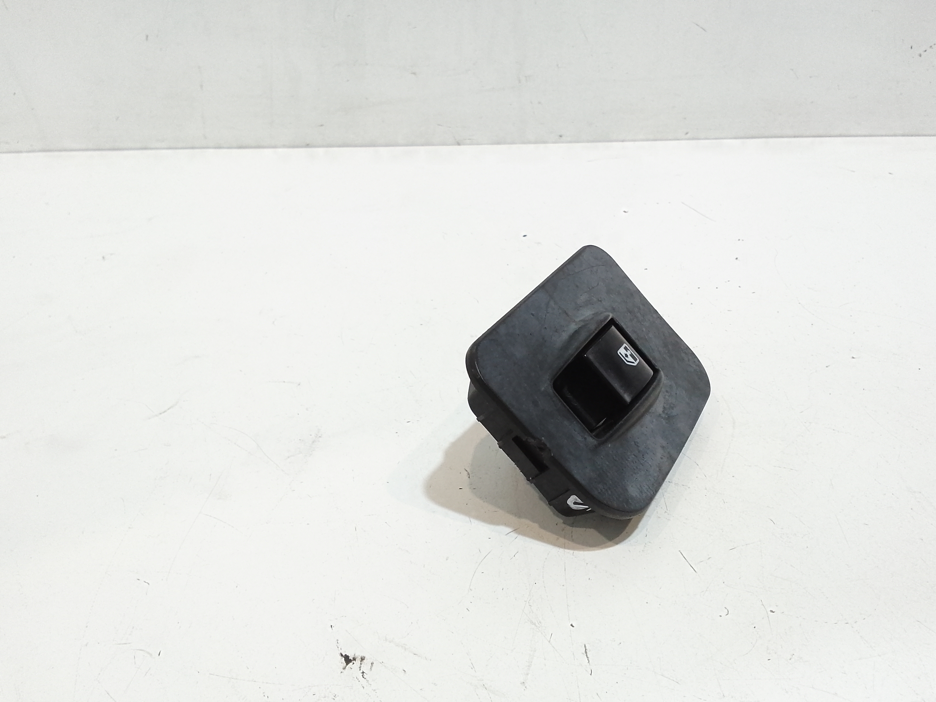 Pulsantiera Anteriore Destra Passeggero per Peugeot Bipper 1 Serie (2007 - In produzione)