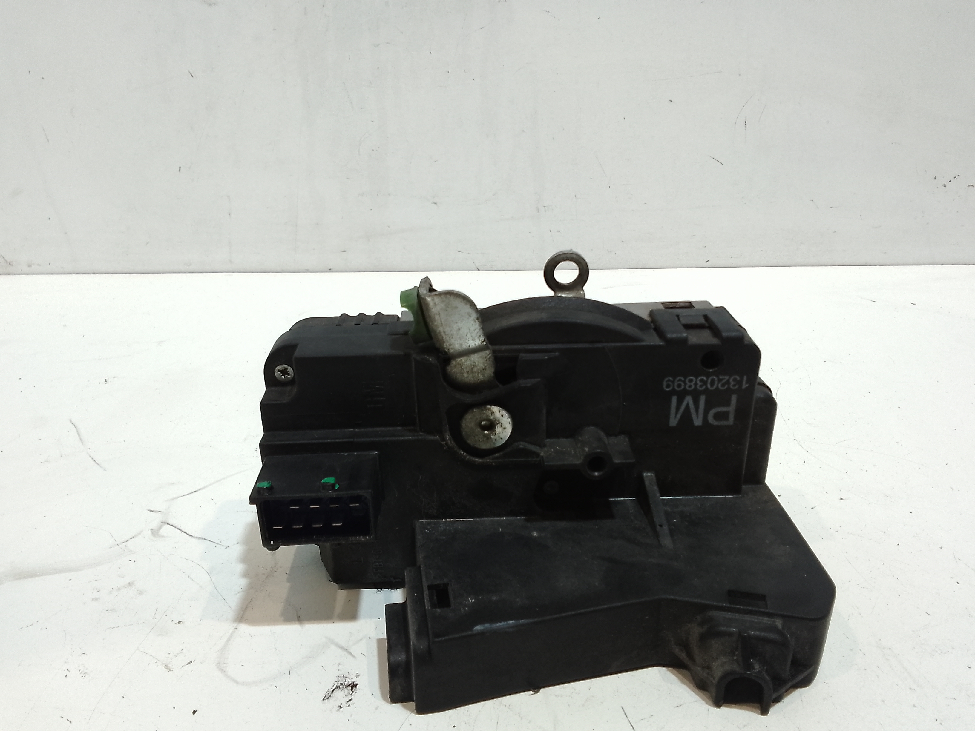 Serratura Anteriore Sinistra per Opel Corsa C 3p 2 Serie (2003 - 2006)