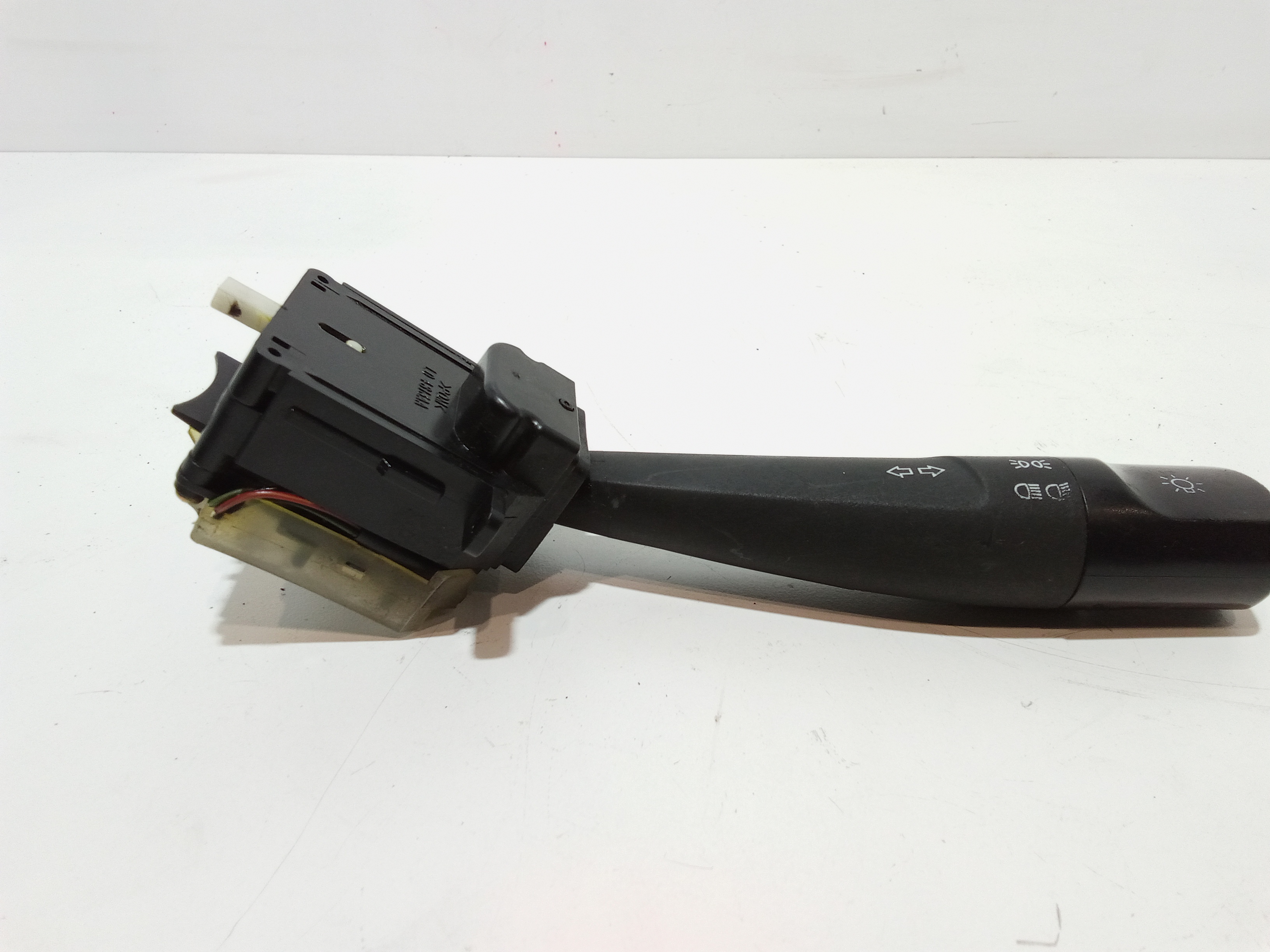 Devioluci sinistro per Ssangyong Rexton 1 Serie (2001 - 2006)