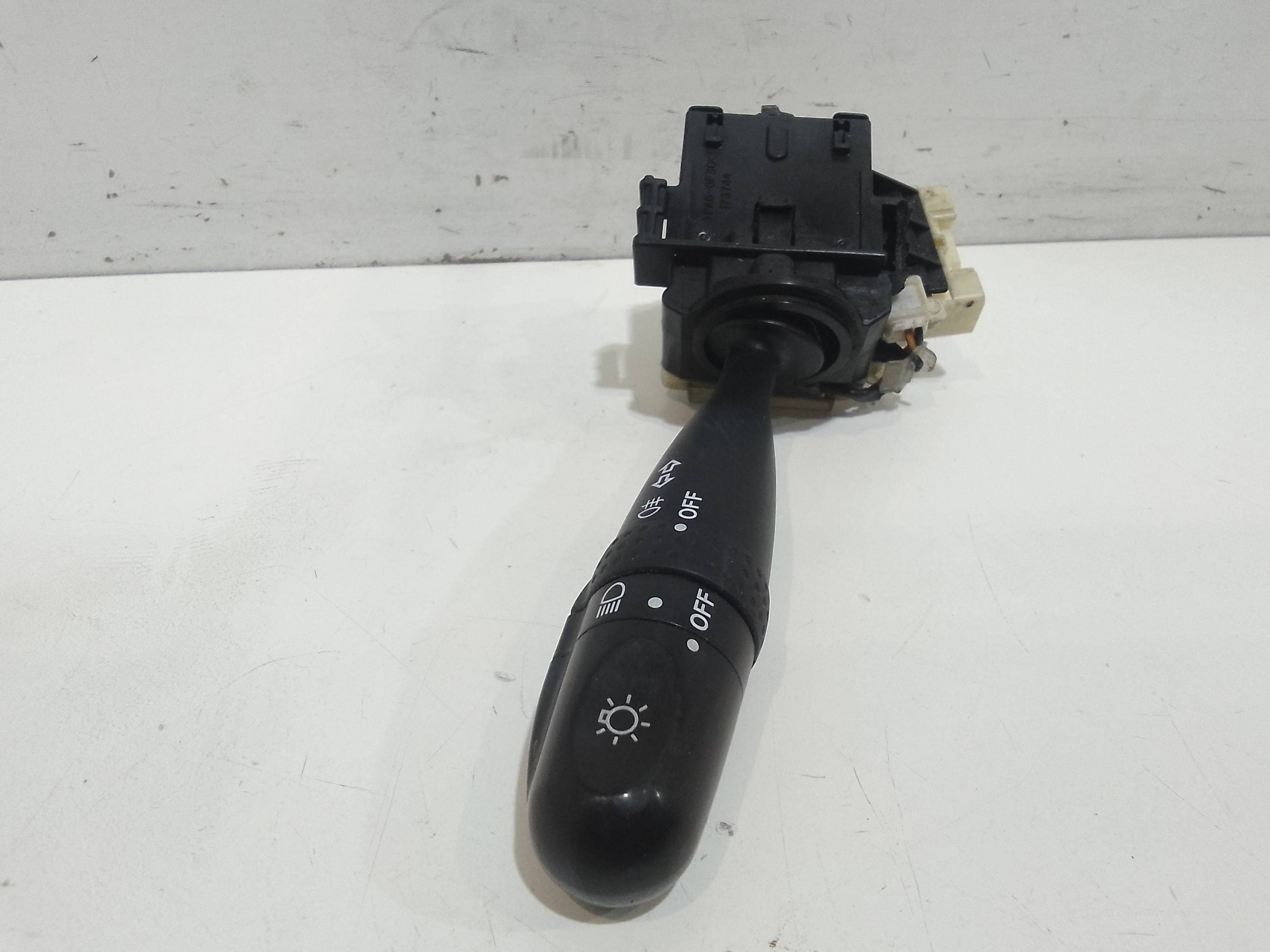 Devioluci sinistro per Suzuki Swift 4 Serie (04>10) (2004 - 2010)