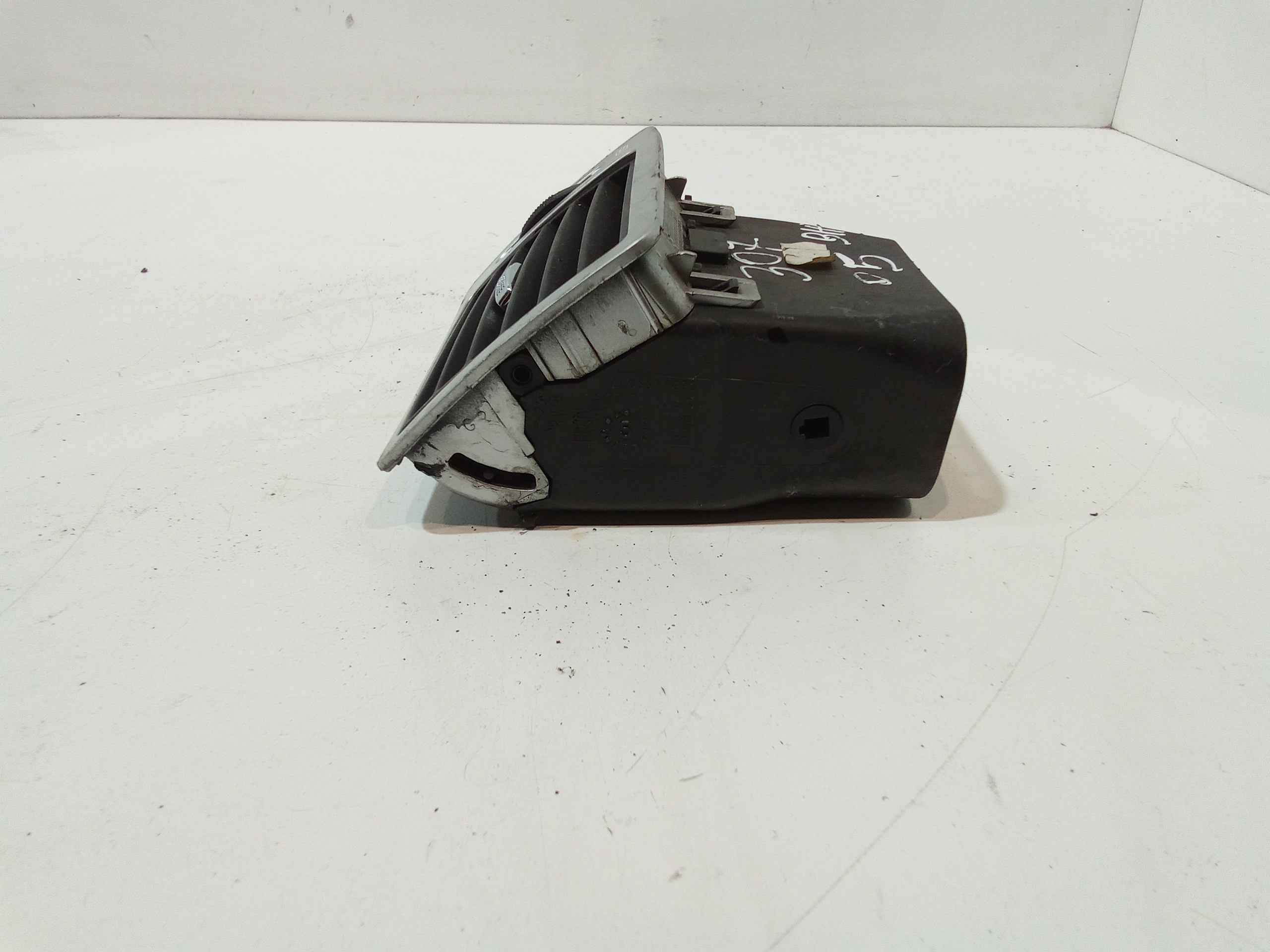 Bocchetta aria cruscotto lato guida per Peugeot 307 Berlina (2001 - 2005)