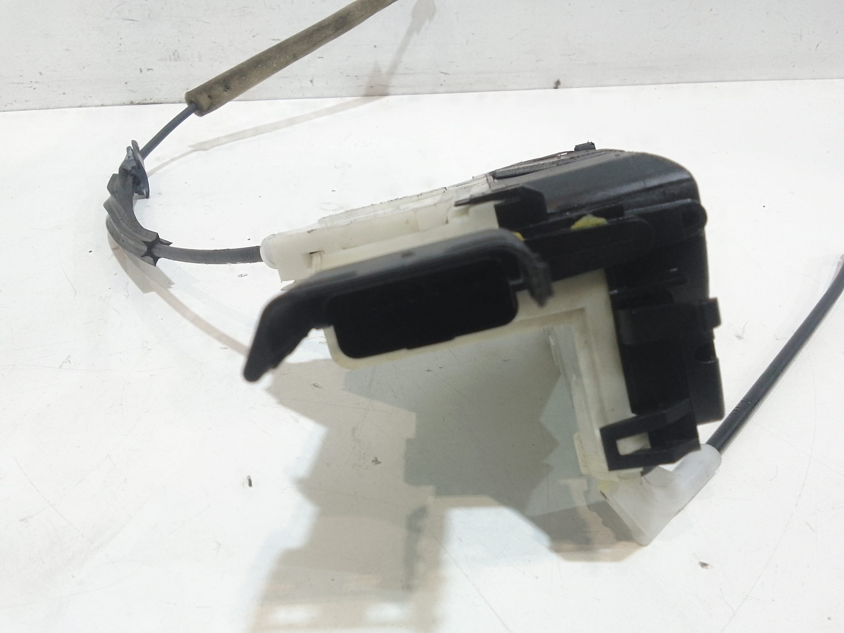 Serratura Anteriore Sinistra per Peugeot Partner Serie (16>) (2016 - In produzione)