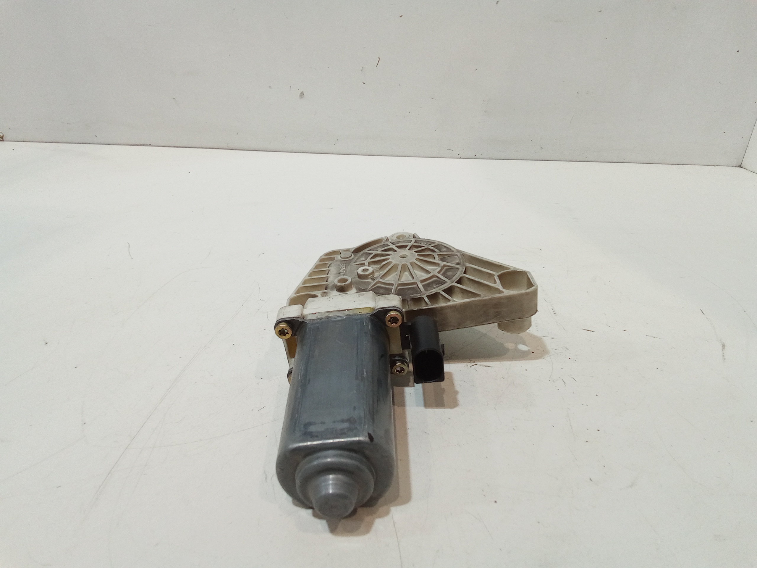 Motorino Alzavetro anteriore Sinistro per Mercedes Classe A W169 3 Serie (2004 - 2008)