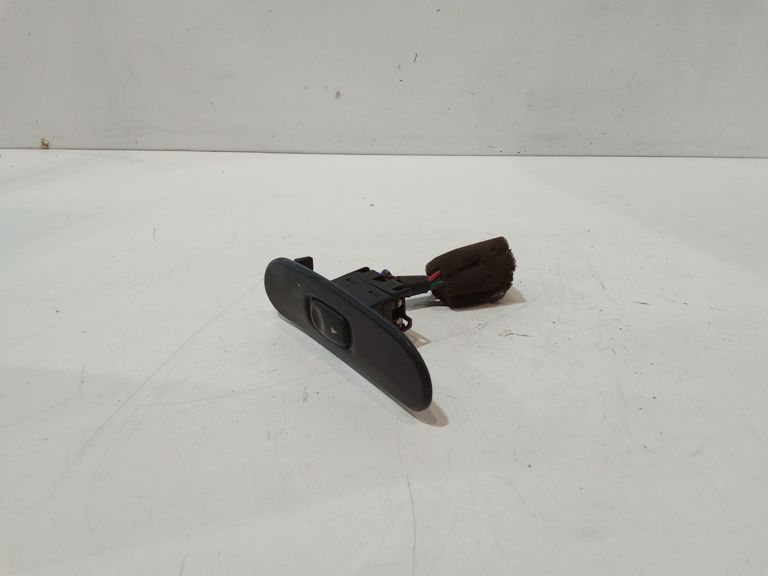 Pulsantiera Anteriore Destra Passeggero per Hyundai H100 Serie (1996 - 2004)