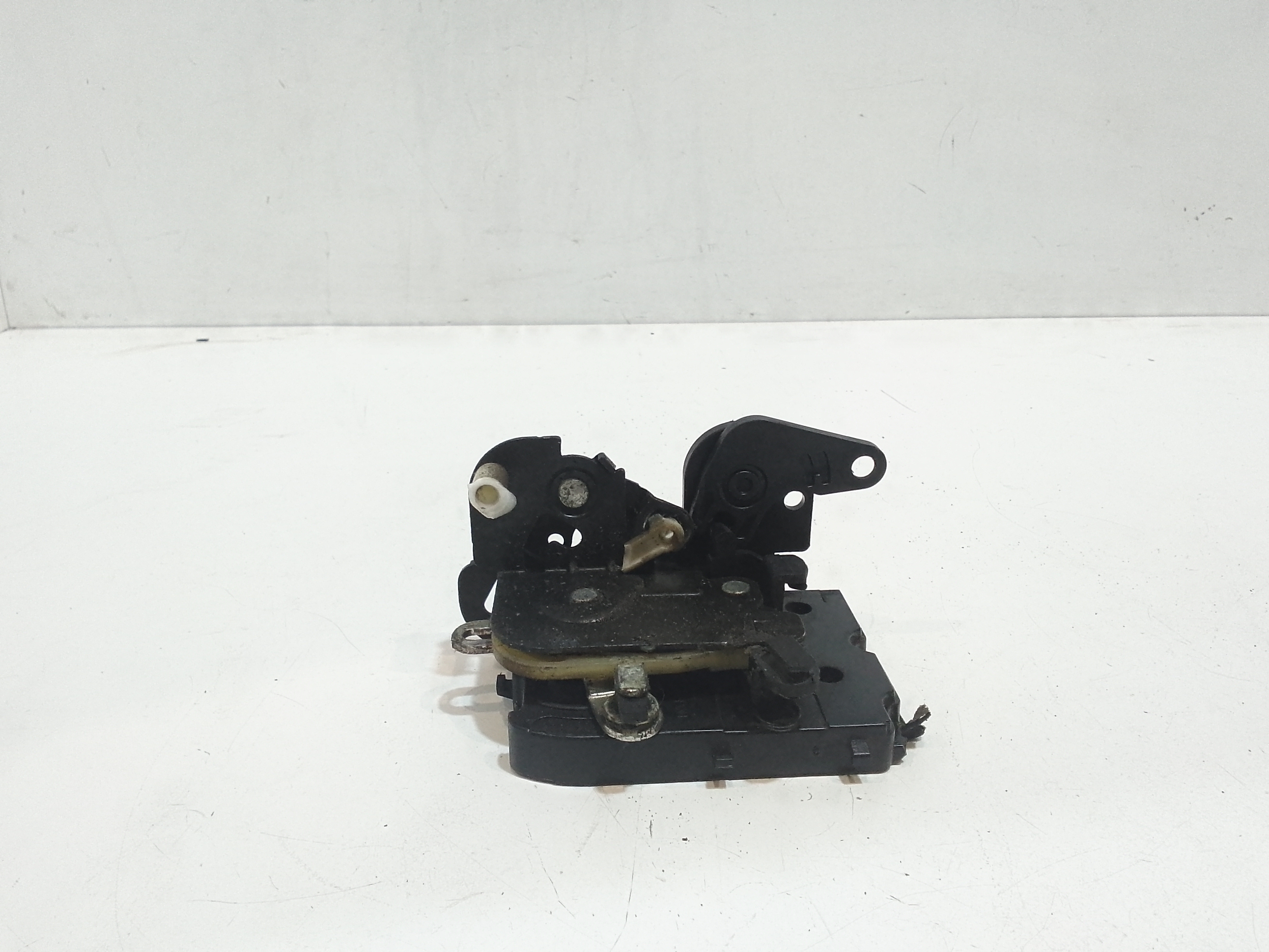 Serratura Anteriore Sinistra per Hyundai Getz 1 Serie (2002 - 2005)