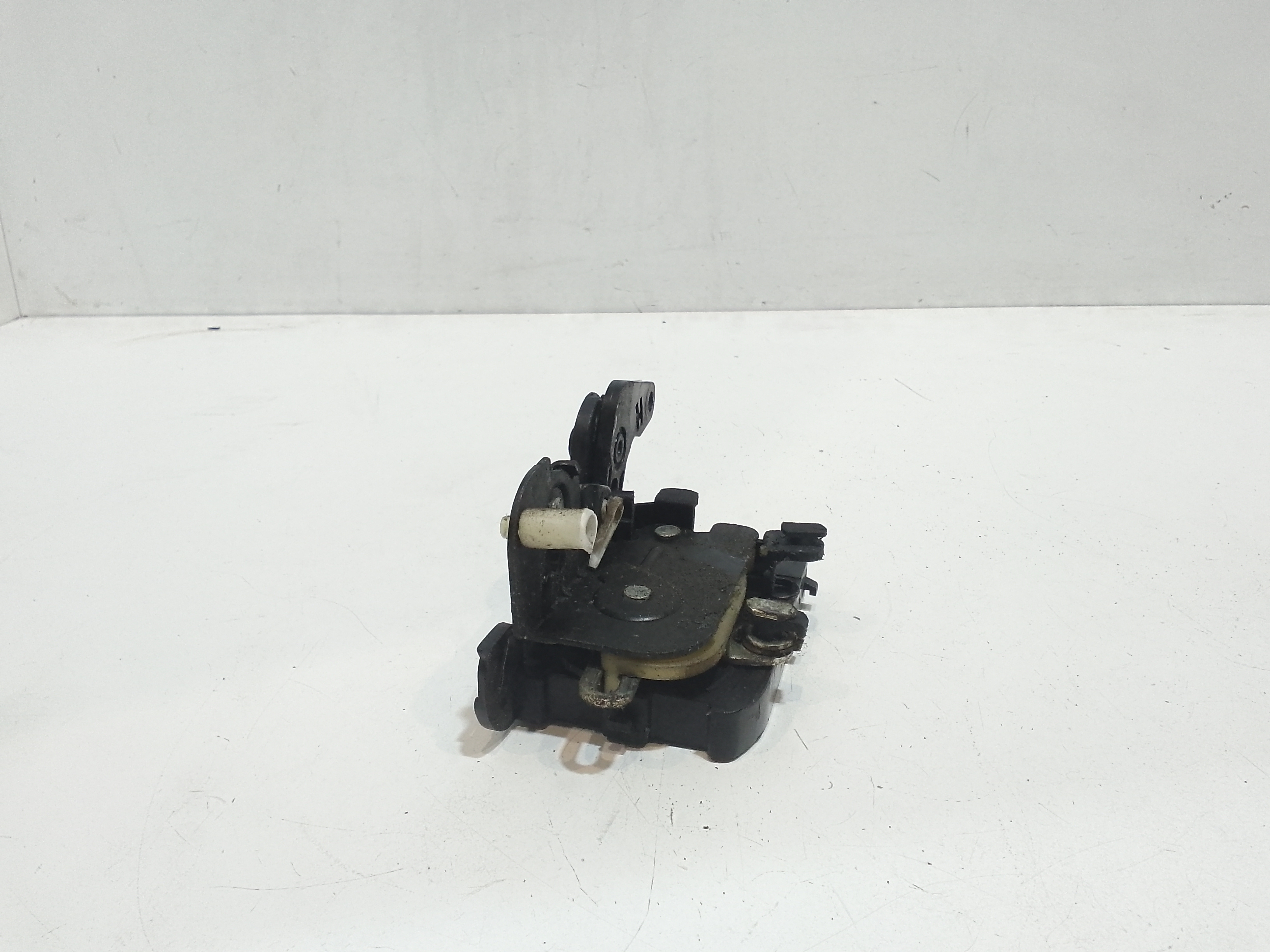 Serratura Anteriore Sinistra per Hyundai Getz 1 Serie (2002 - 2005)