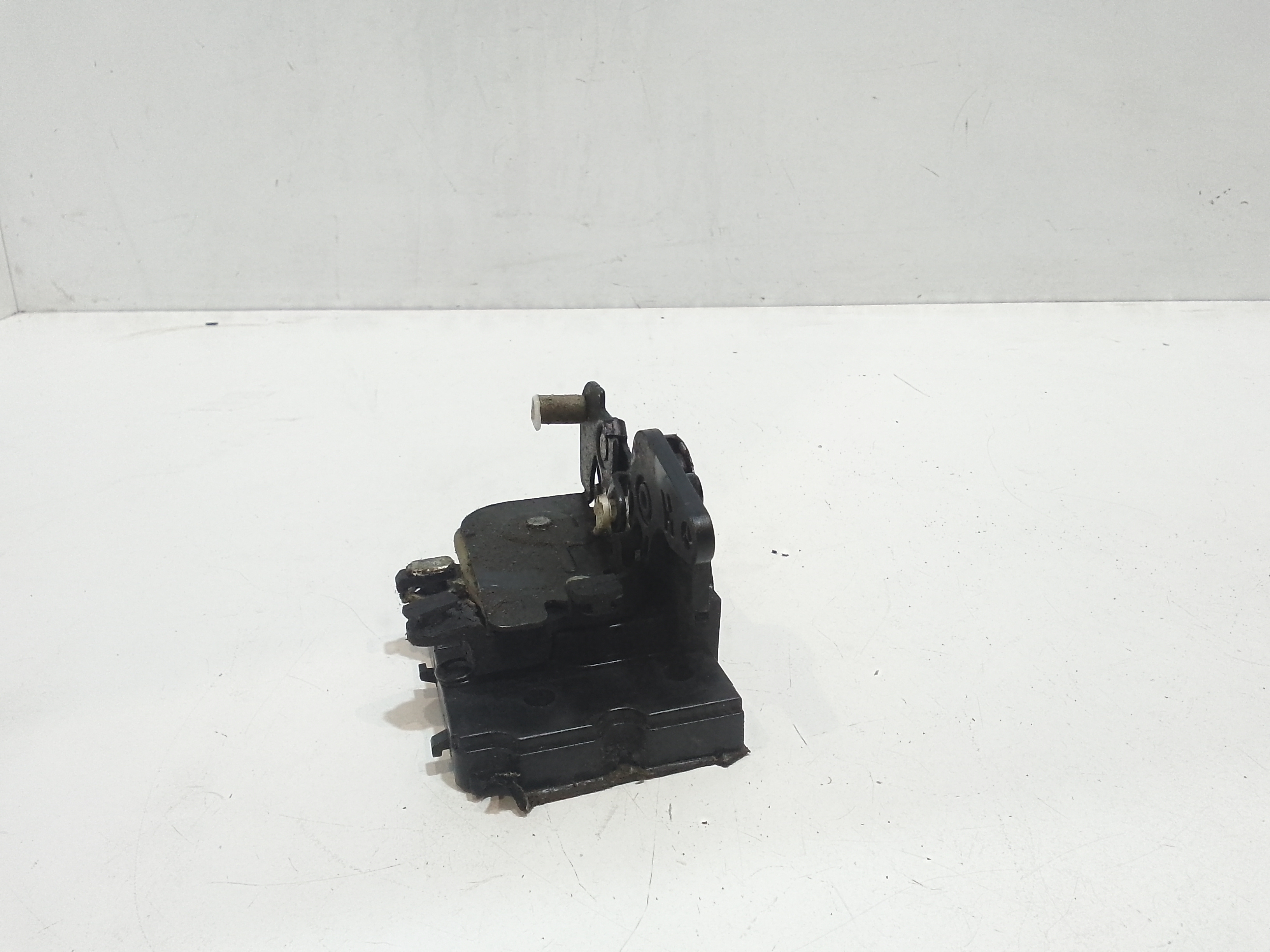 Serratura Anteriore Sinistra per Hyundai Getz 1 Serie (2002 - 2005)