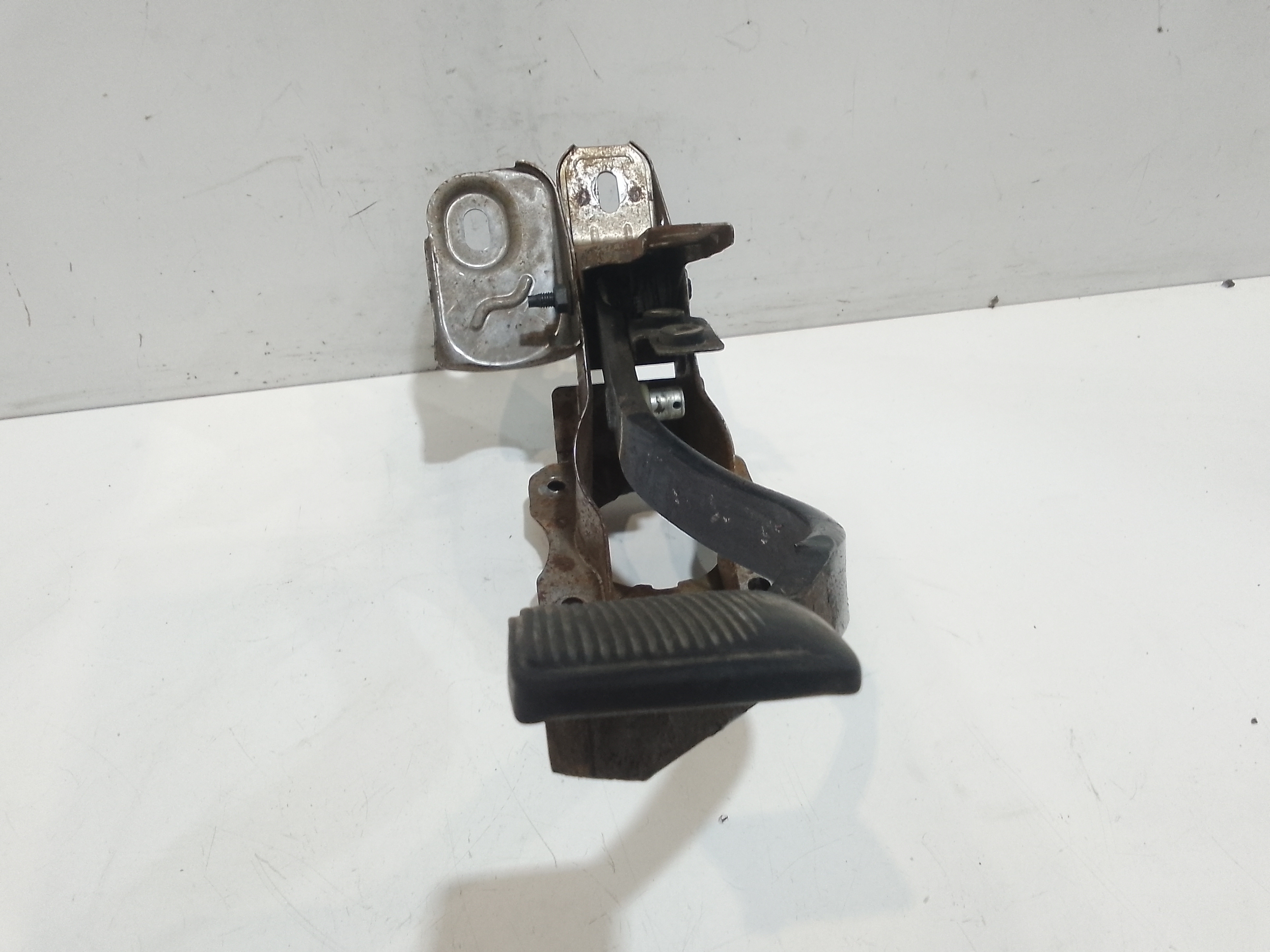 Pedale Freno per Mazda Tribute (2000 - 2011)