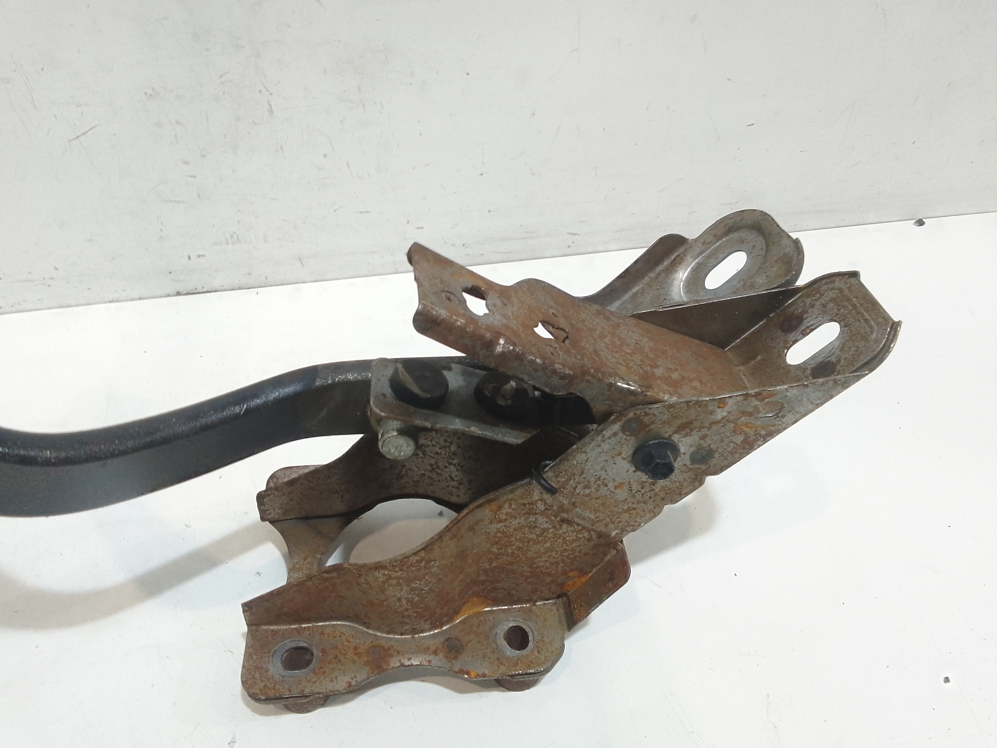 Pedale Freno per Mazda Tribute (2000 - 2011)