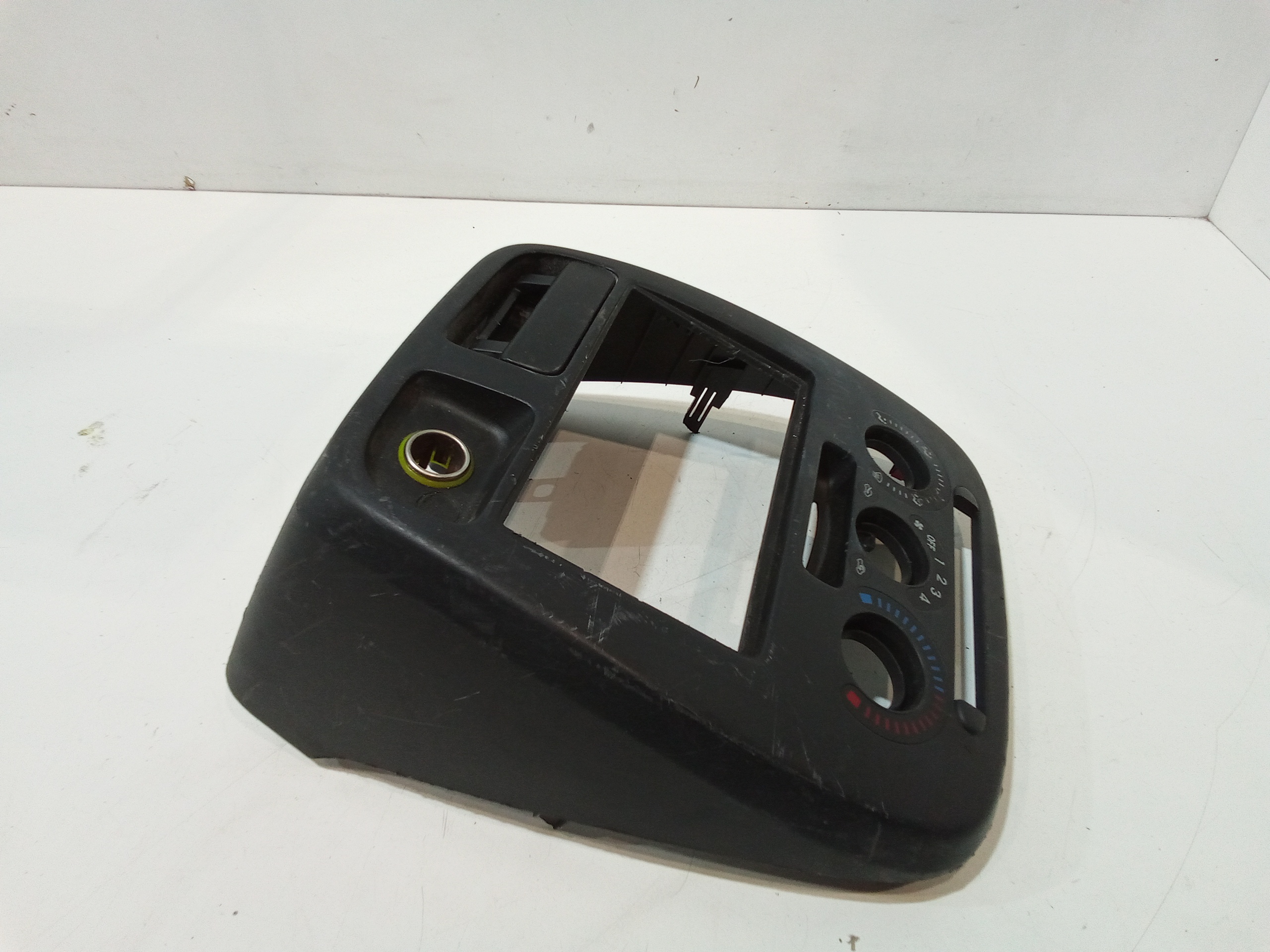 Modanatura Centrale Cruscotto per Daihatsu Cuore 1 Serie (2003 - 2007)