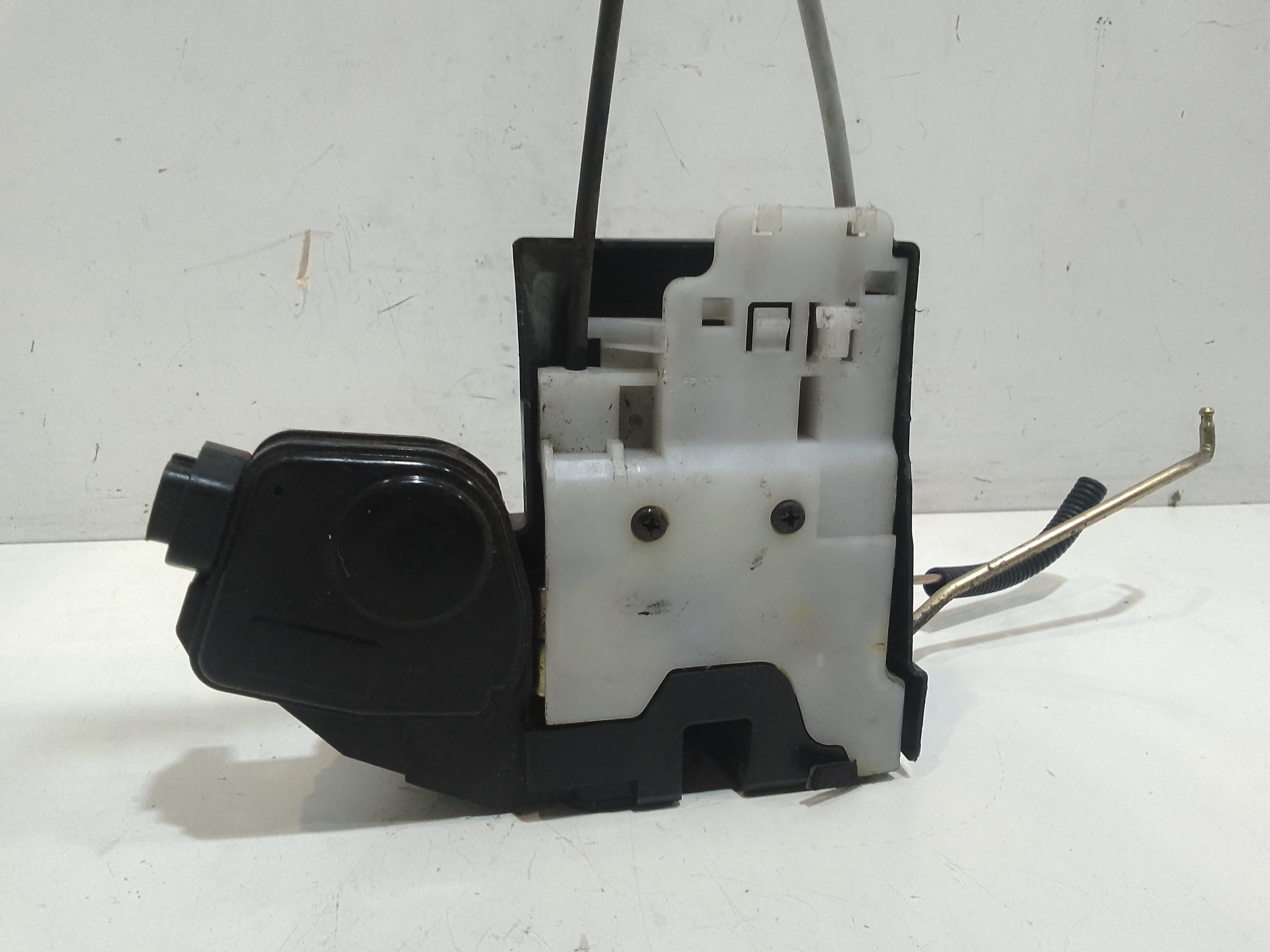 Serratura Anteriore Destra per Kia Sportage Serie (04>10) (2004 - 2010)