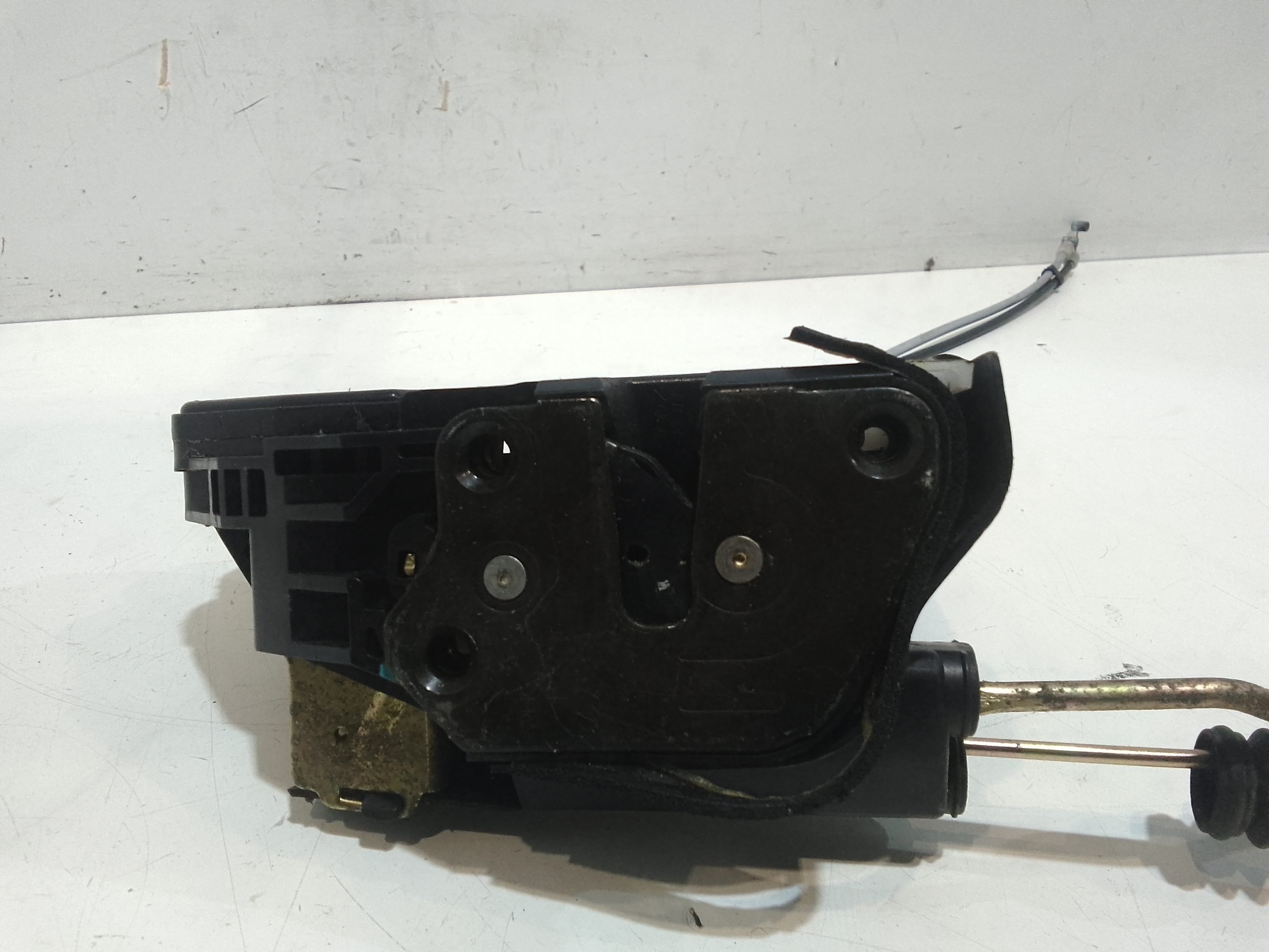 Serratura Anteriore Destra per Kia Sportage Serie (04>10) (2004 - 2010)