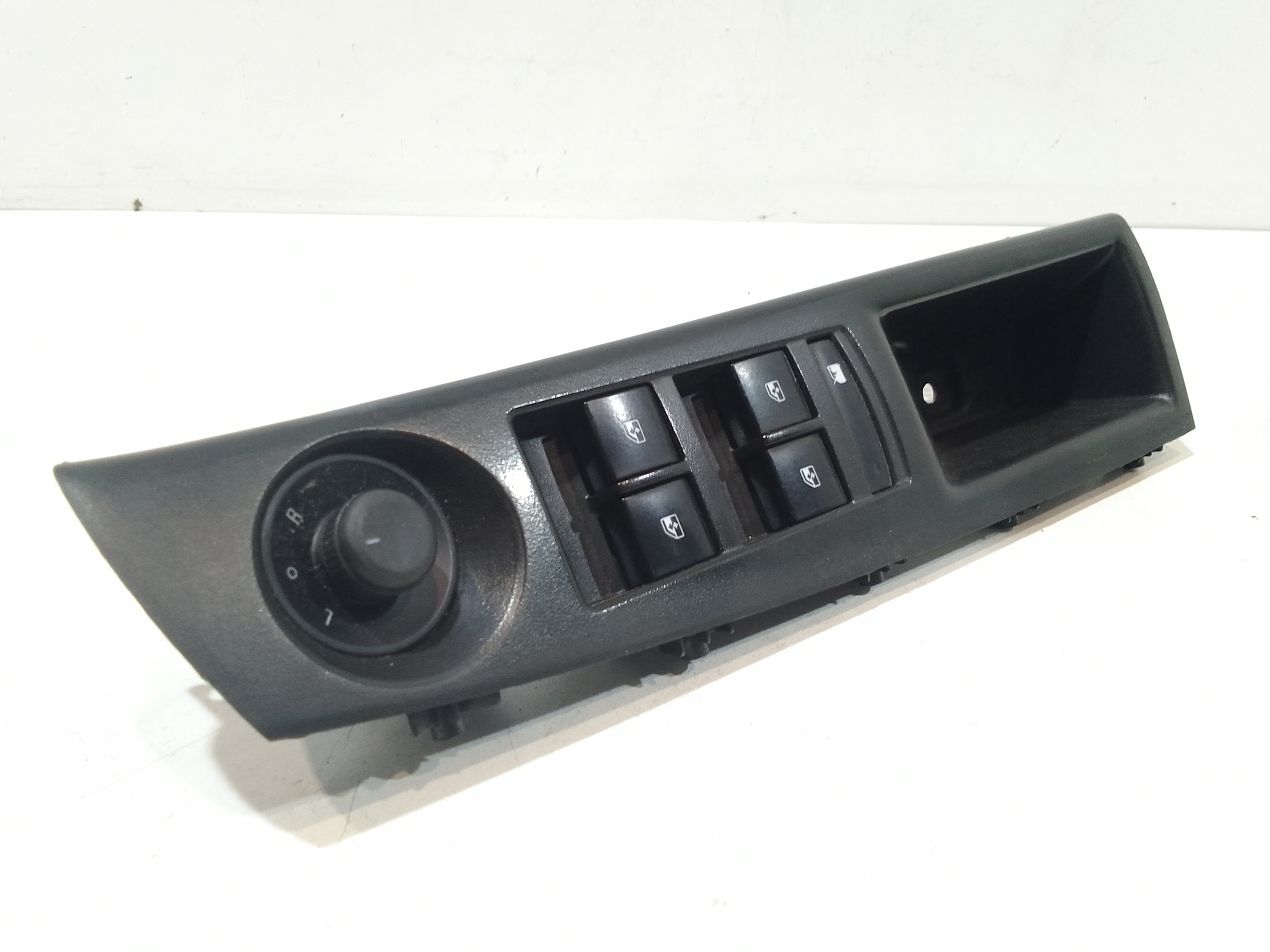 Pulsantiera anteriore sinistra Guida per Chevrolet Cruze Berlina (2009 - In produzione)