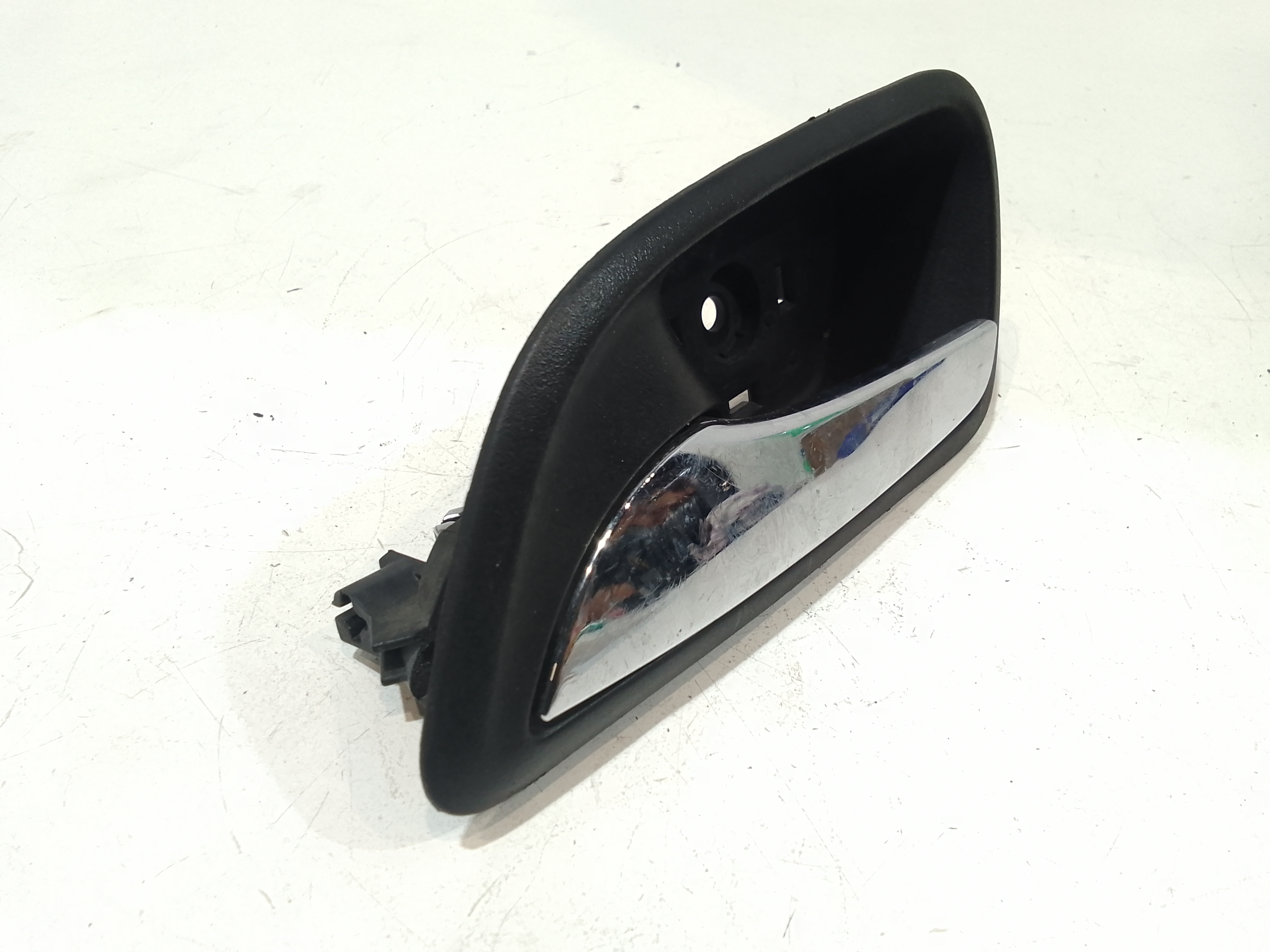 Maniglia interna anteriore Sinistra per Chevrolet Cruze Berlina (2009 - In produzione)