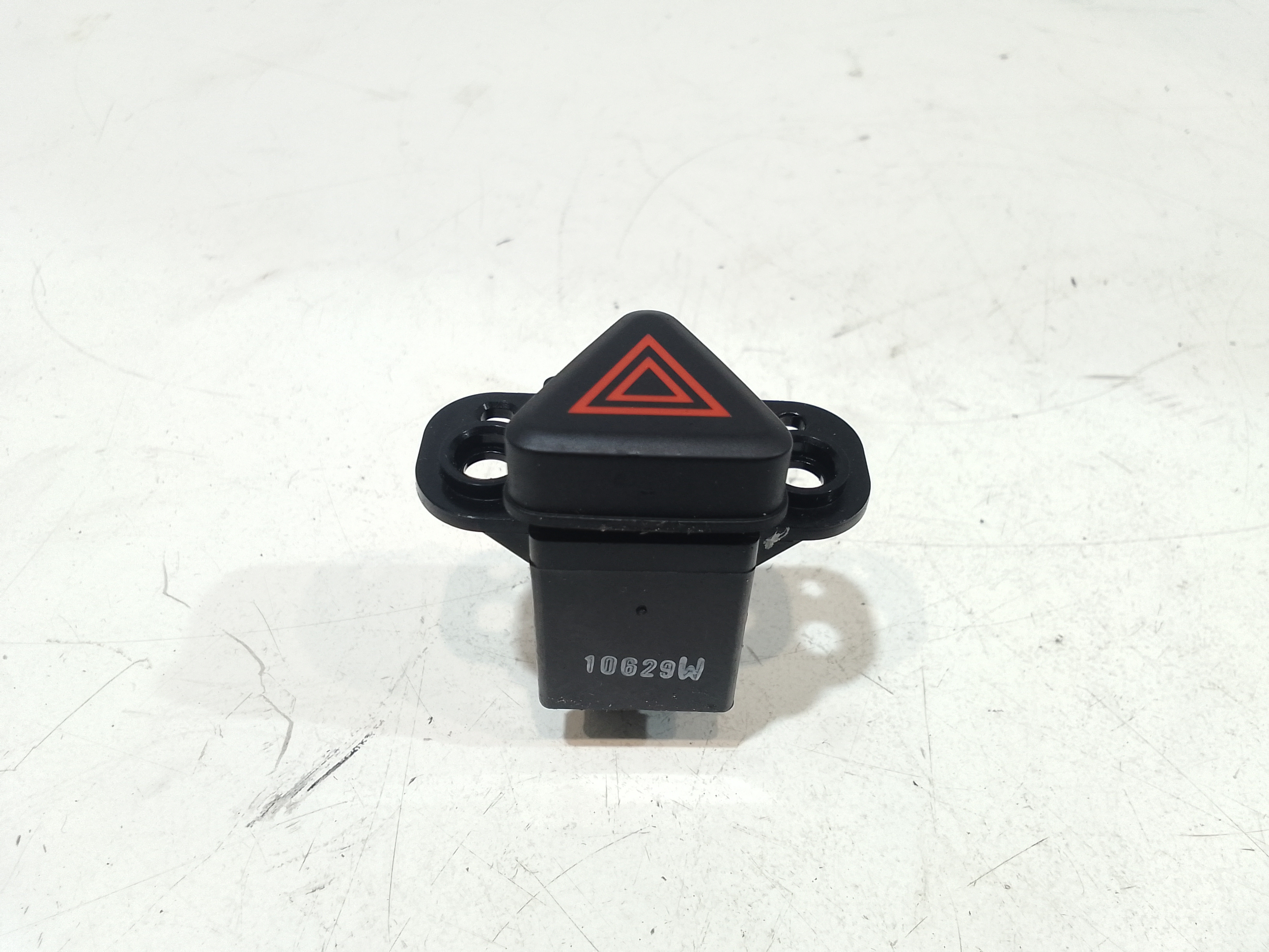 Pulsante luci di emergenza per Chevrolet Cruze Berlina (2009 - In produzione)