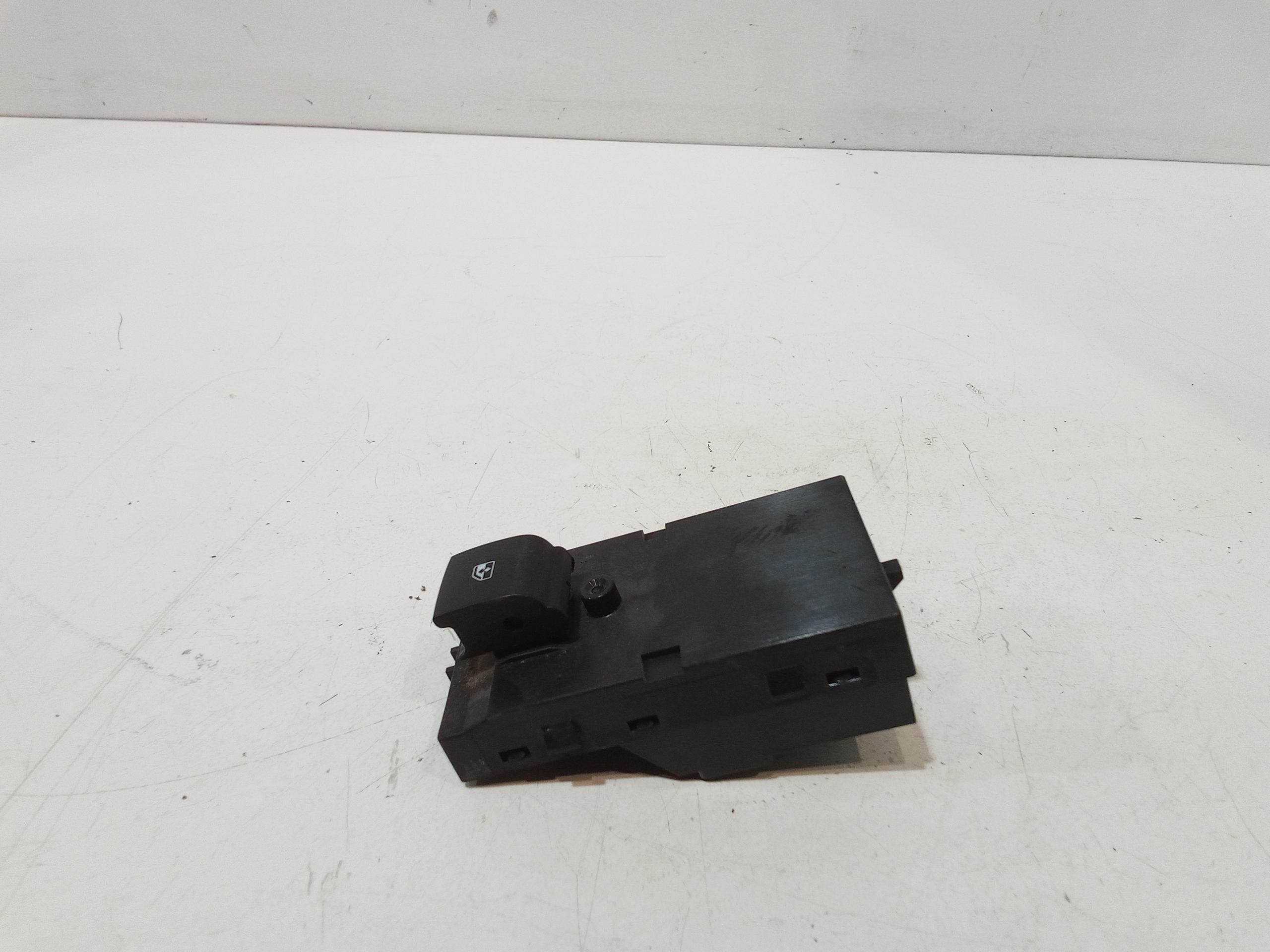 Pulsantiera Anteriore Destra Passeggero per Chevrolet Cruze Berlina (2009 - In produzione)