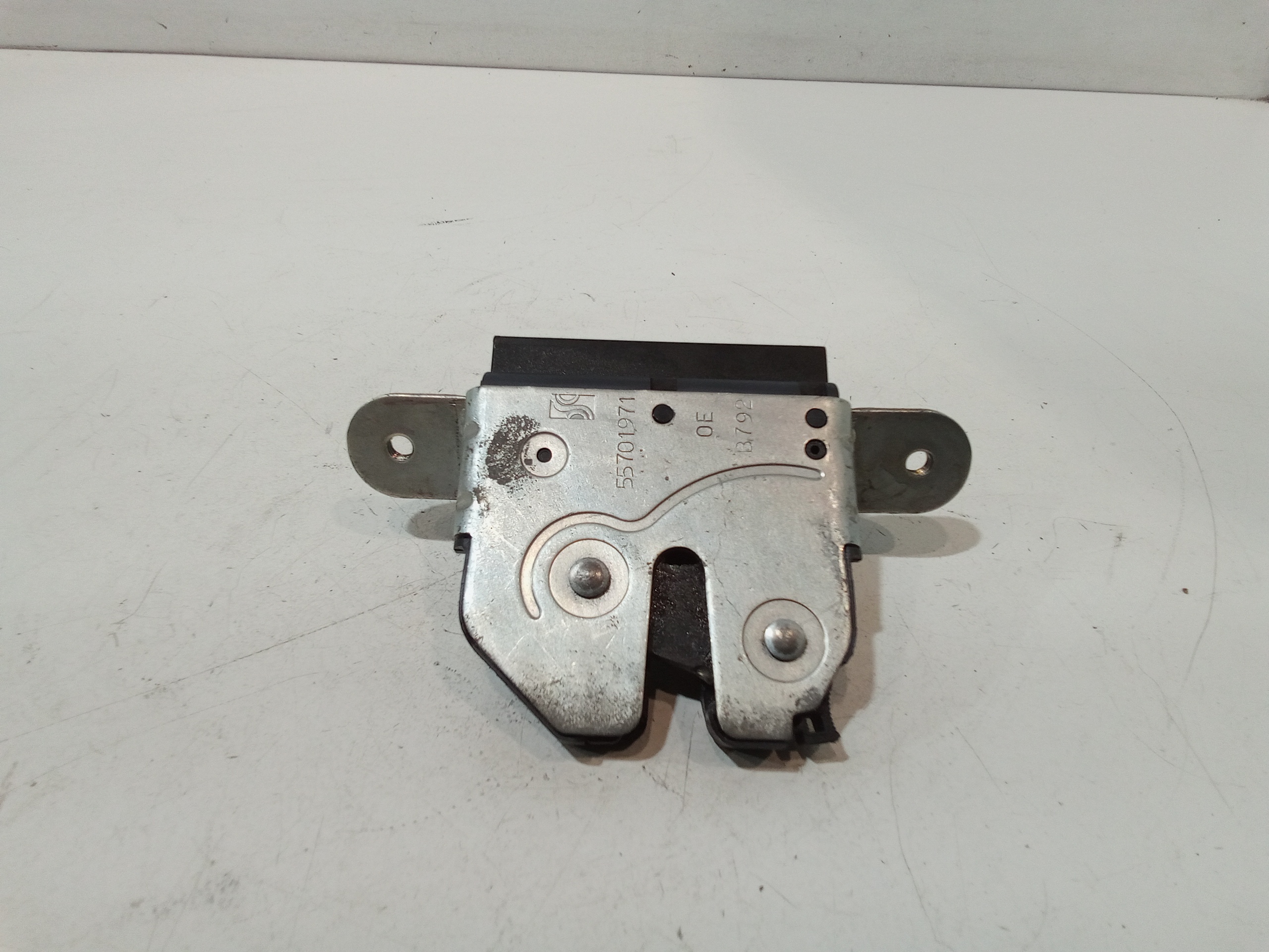 Serratura Cofano Posteriore per Fiat 500 Serie (07>14) (2007 - 2014)