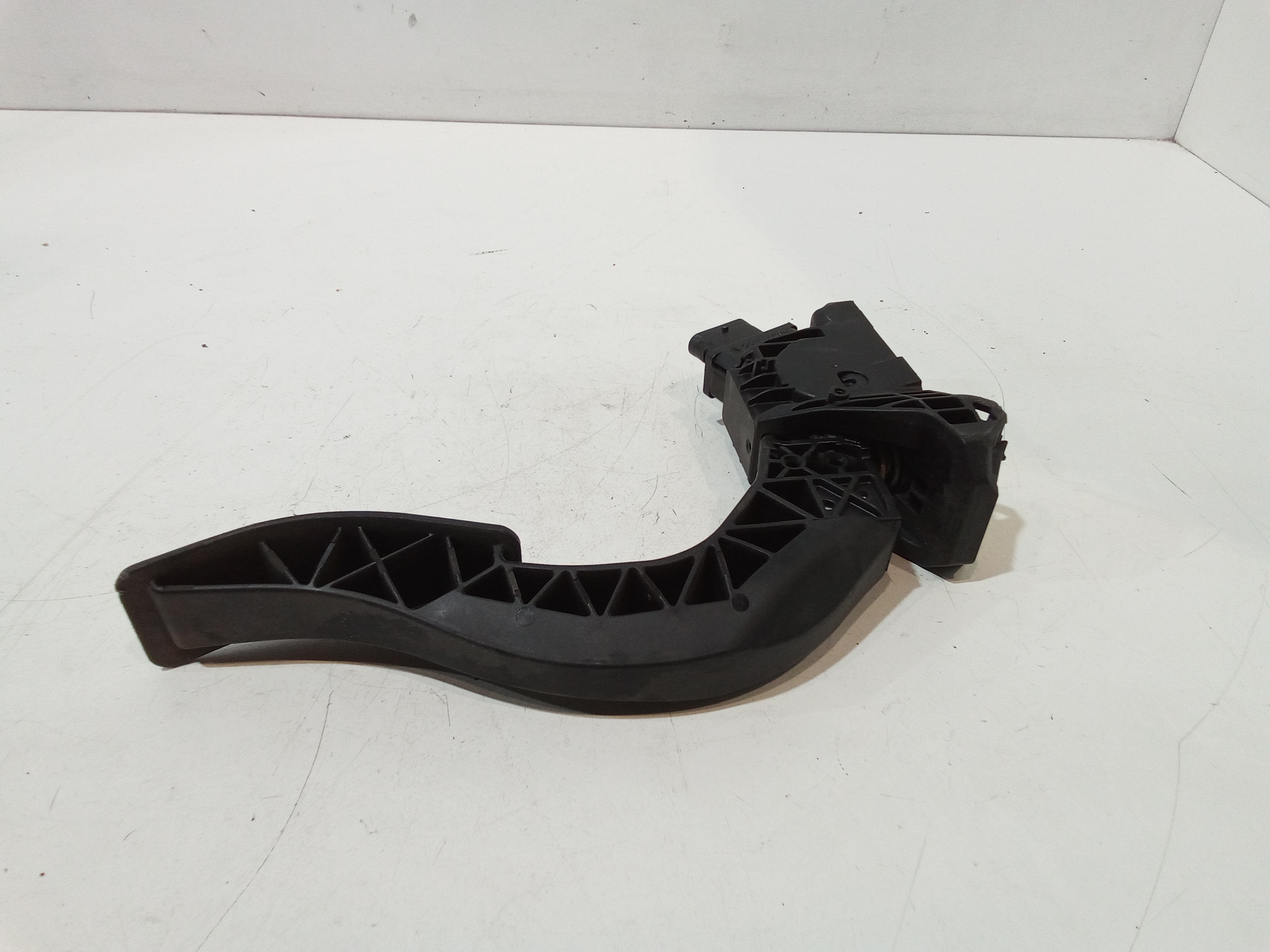 Pedale acceleratore per Volkswagen Touareg R-line (18>) (2018 - In produzione)