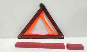 Triangolo di emergenza per Audi A3 Serie (8v1) (12>18) (2012 - 2018)