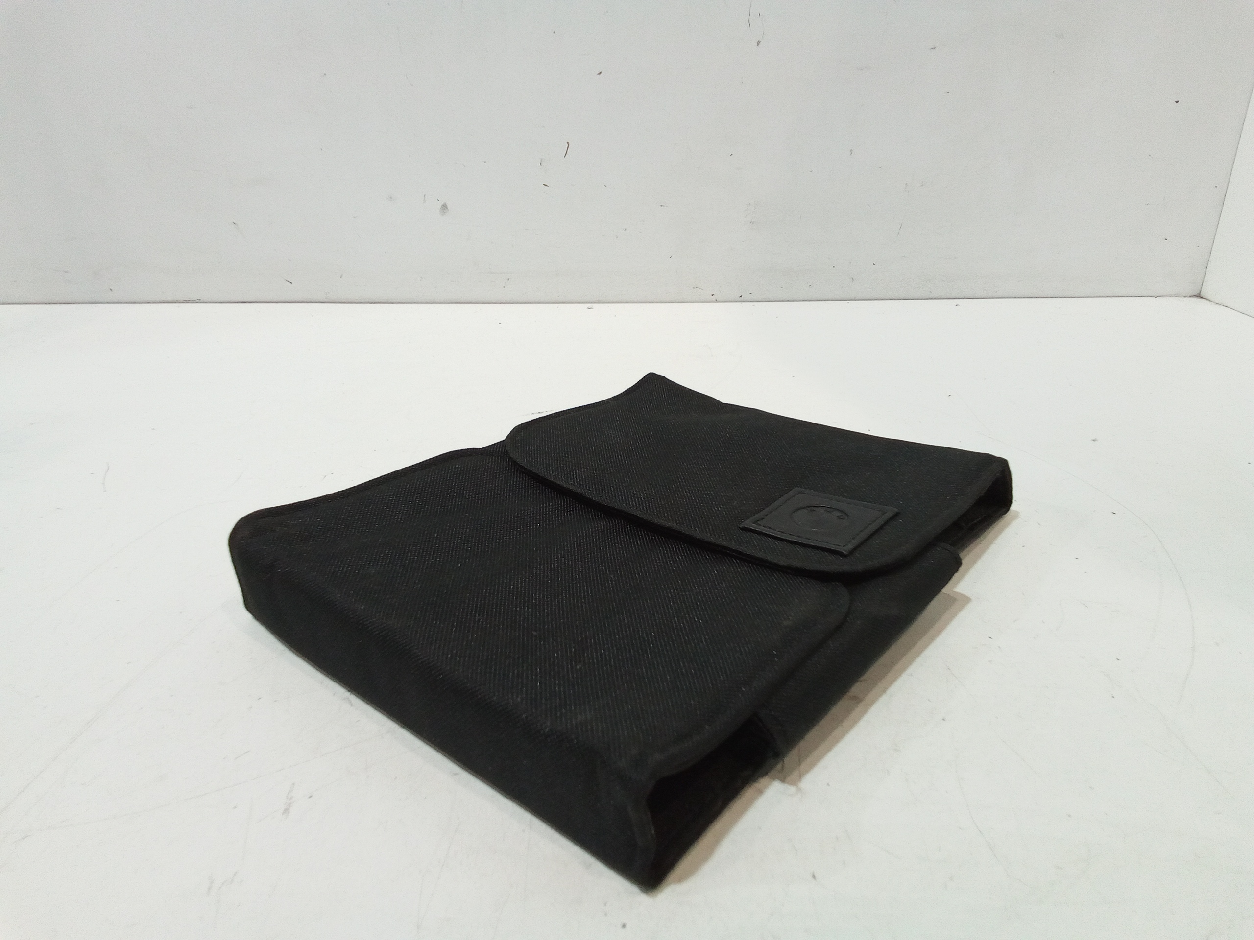 Custodia porta documenti per Bmw X1 Xdrive (g01) (18>) (2018 - In produzione)