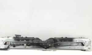 Traversa batticofano per Lexus UX (2018 - )