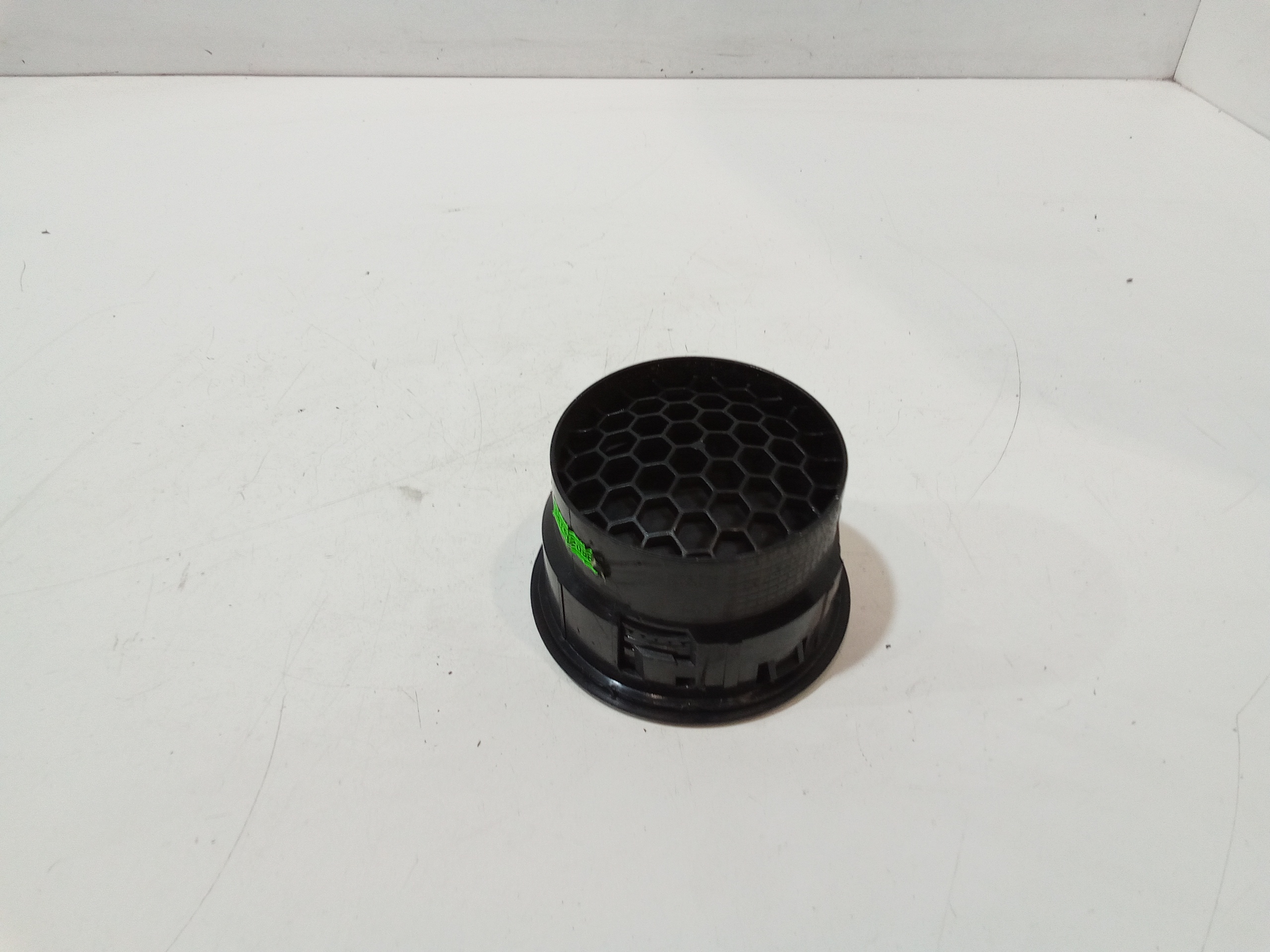 Bocchetta aria cruscotto lato guida per Dacia Sandero Serie Ii (12>20) (2012 - 2020)