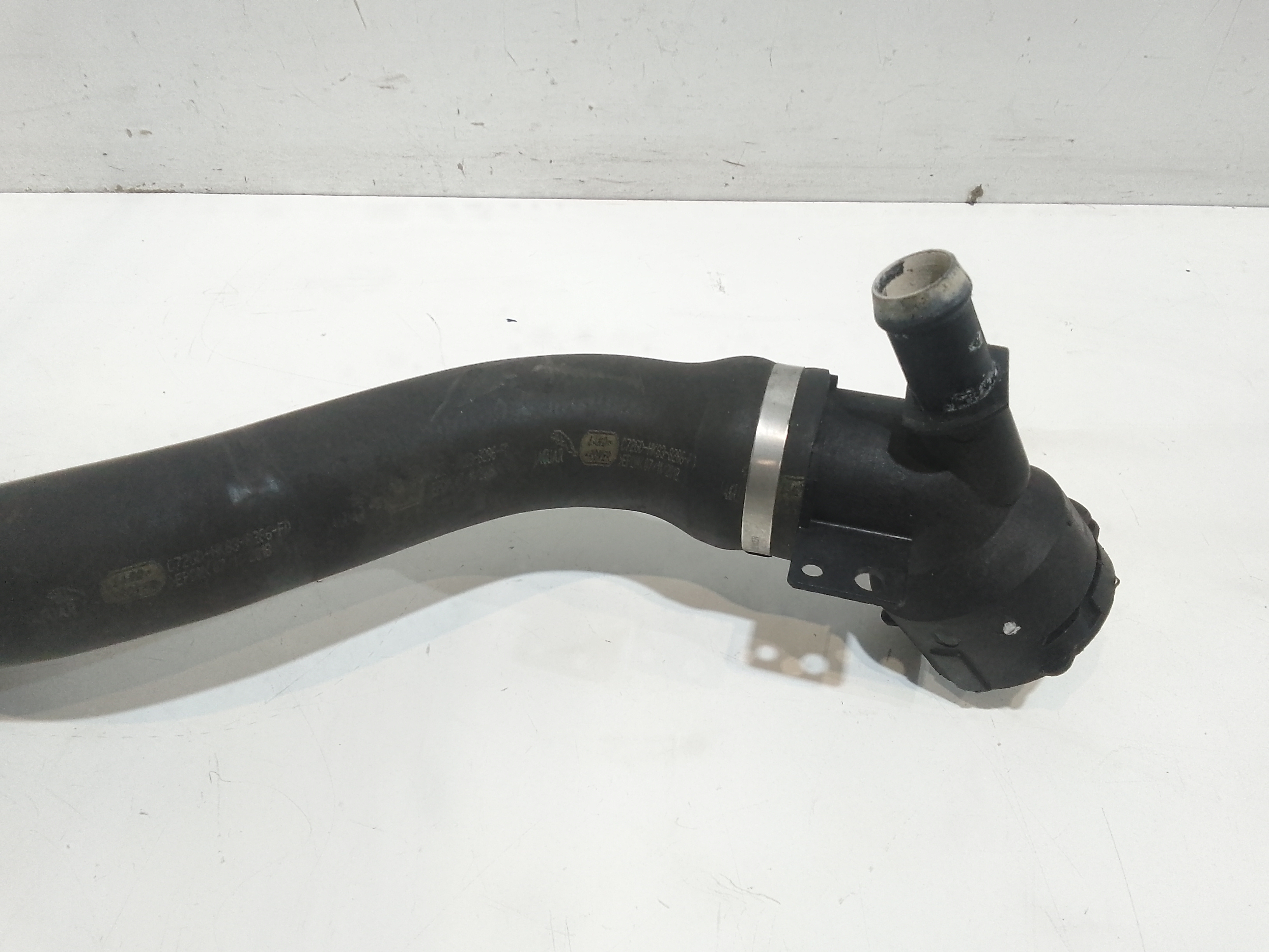 Tubi Refrigerante per Jaguar F-pace Serie (16>) (2016 - In produzione)