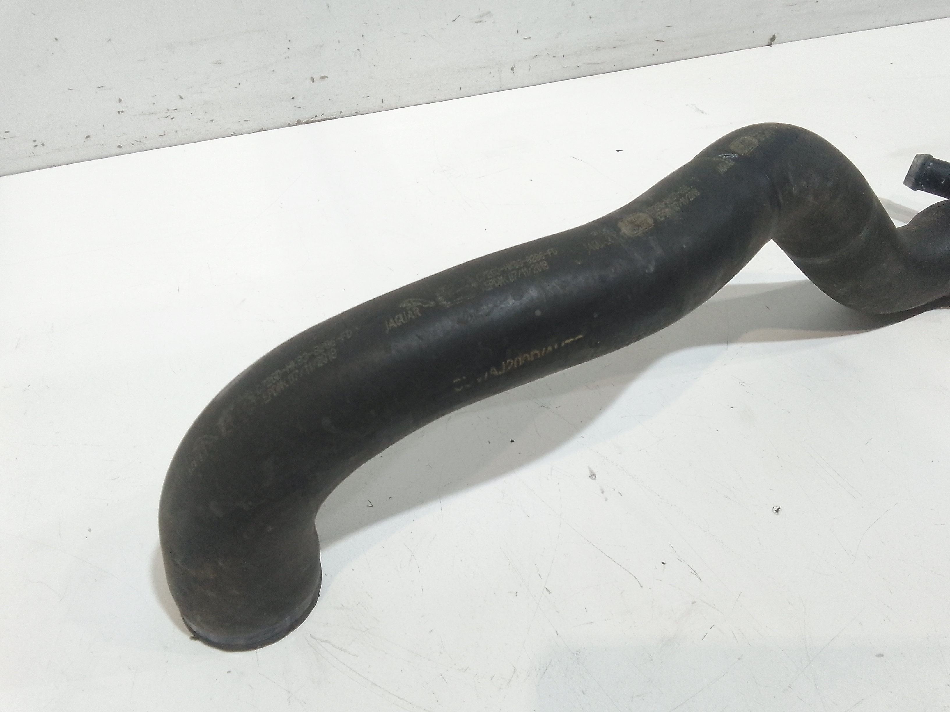 Tubi Refrigerante per Jaguar F-pace Serie (16>) (2016 - In produzione)