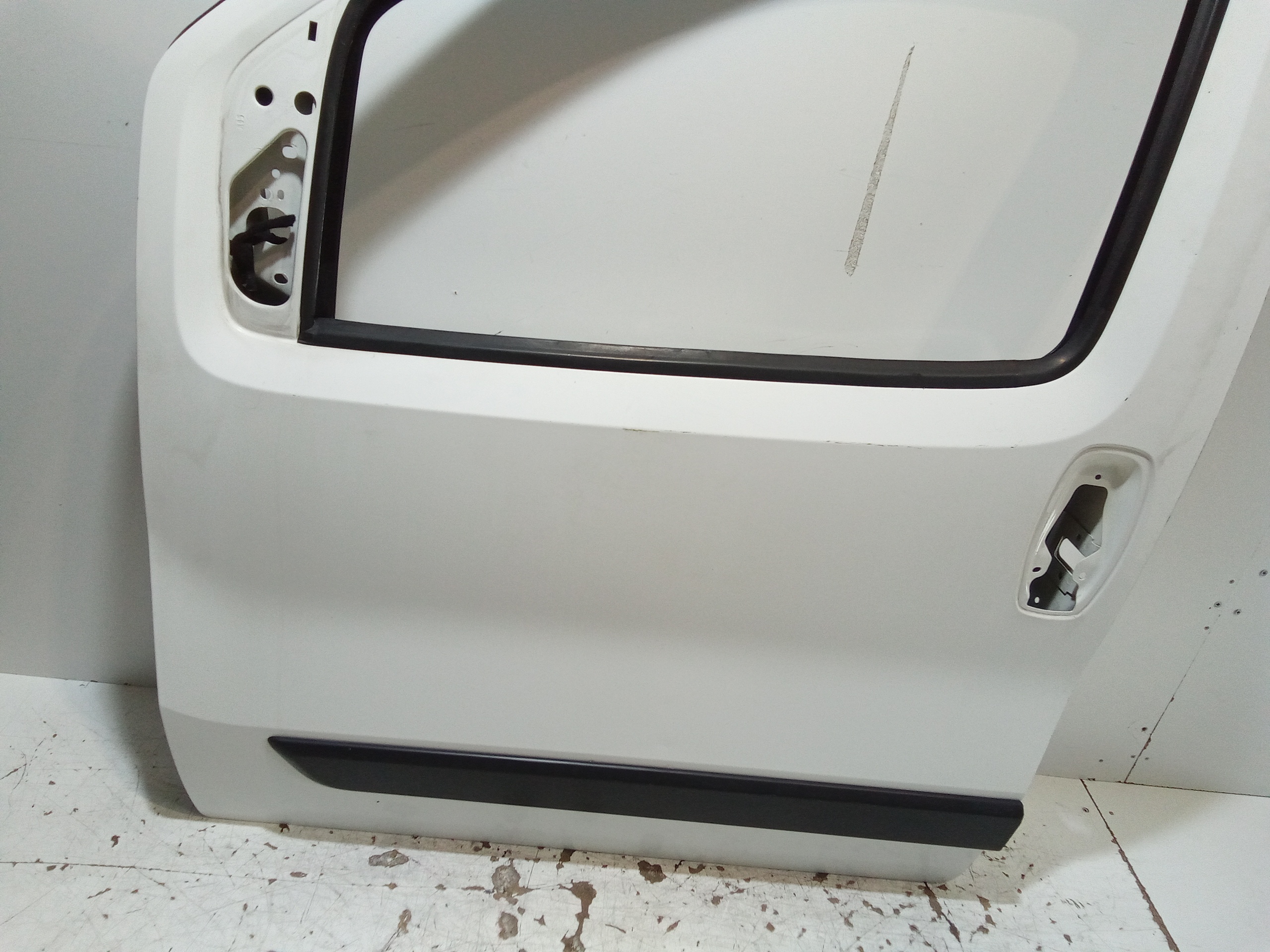 Portiera Anteriore Sinistra per Peugeot Bipper 1 Serie (2007 - In produzione)