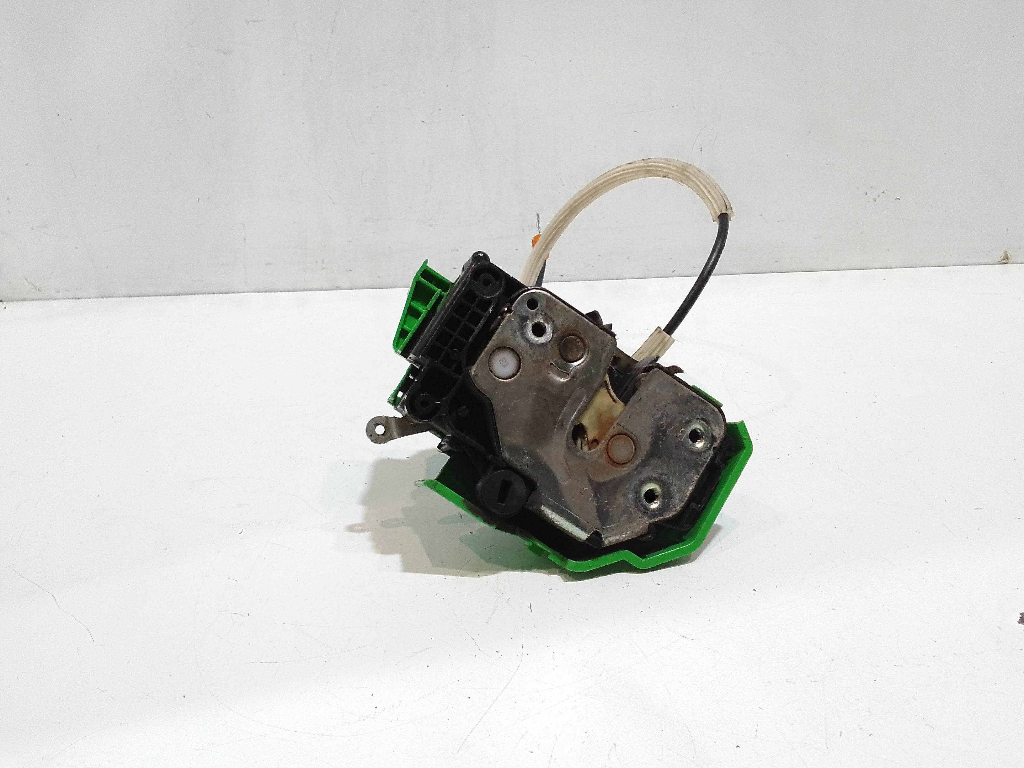 Serratura Anteriore Destra per Alfa Romeo Mito Serie (955_) (08>) (2008 - In produzione)