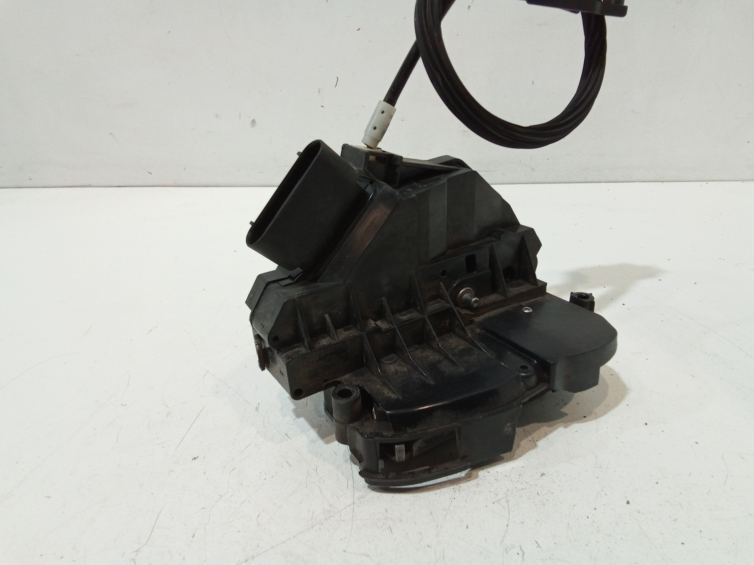 Serratura Anteriore Sinistra per Ford Fiesta 6 Serie (2008 - 2017)