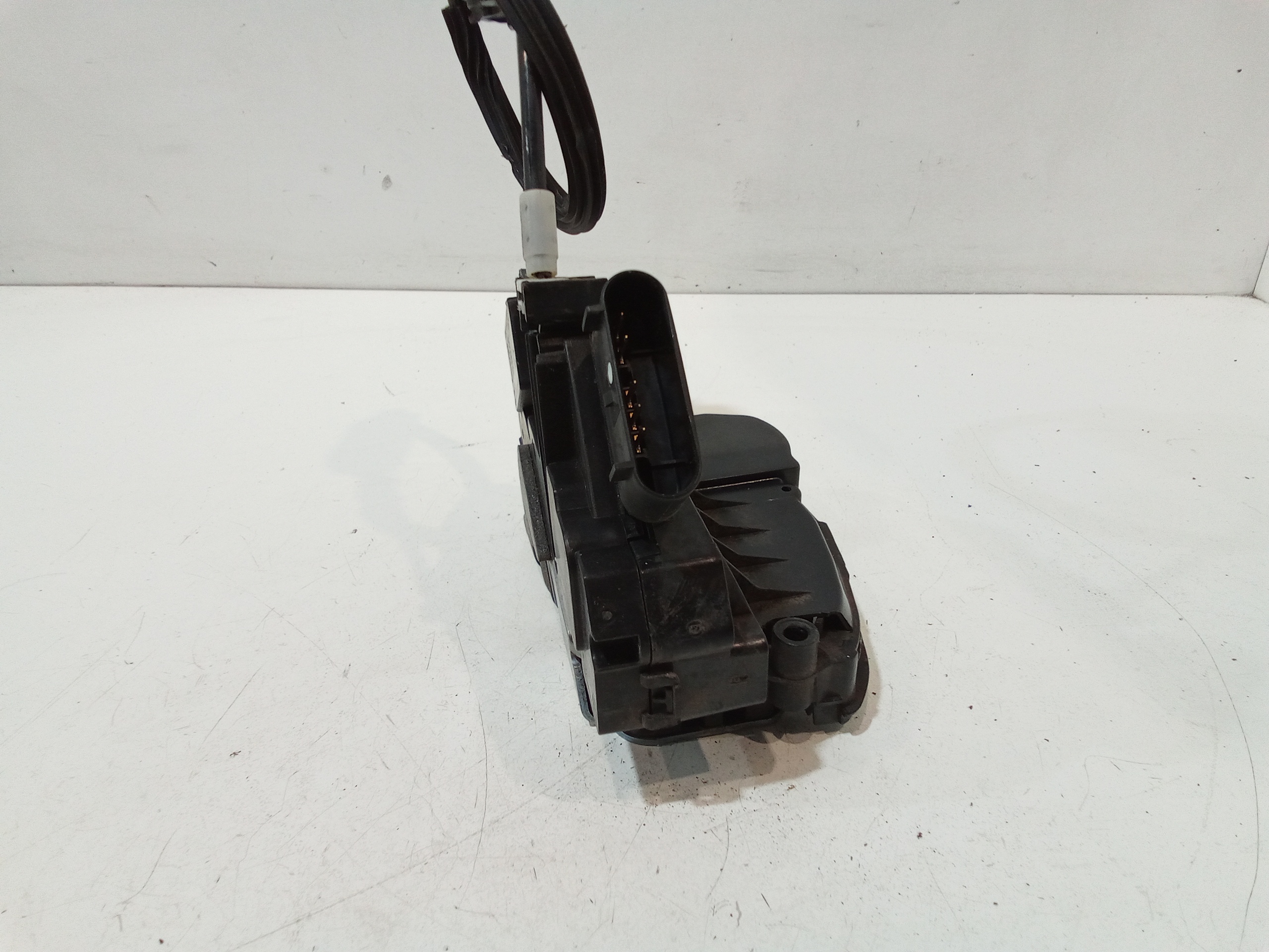 Serratura Anteriore Sinistra per Ford Fiesta 6 Serie (2008 - 2017)