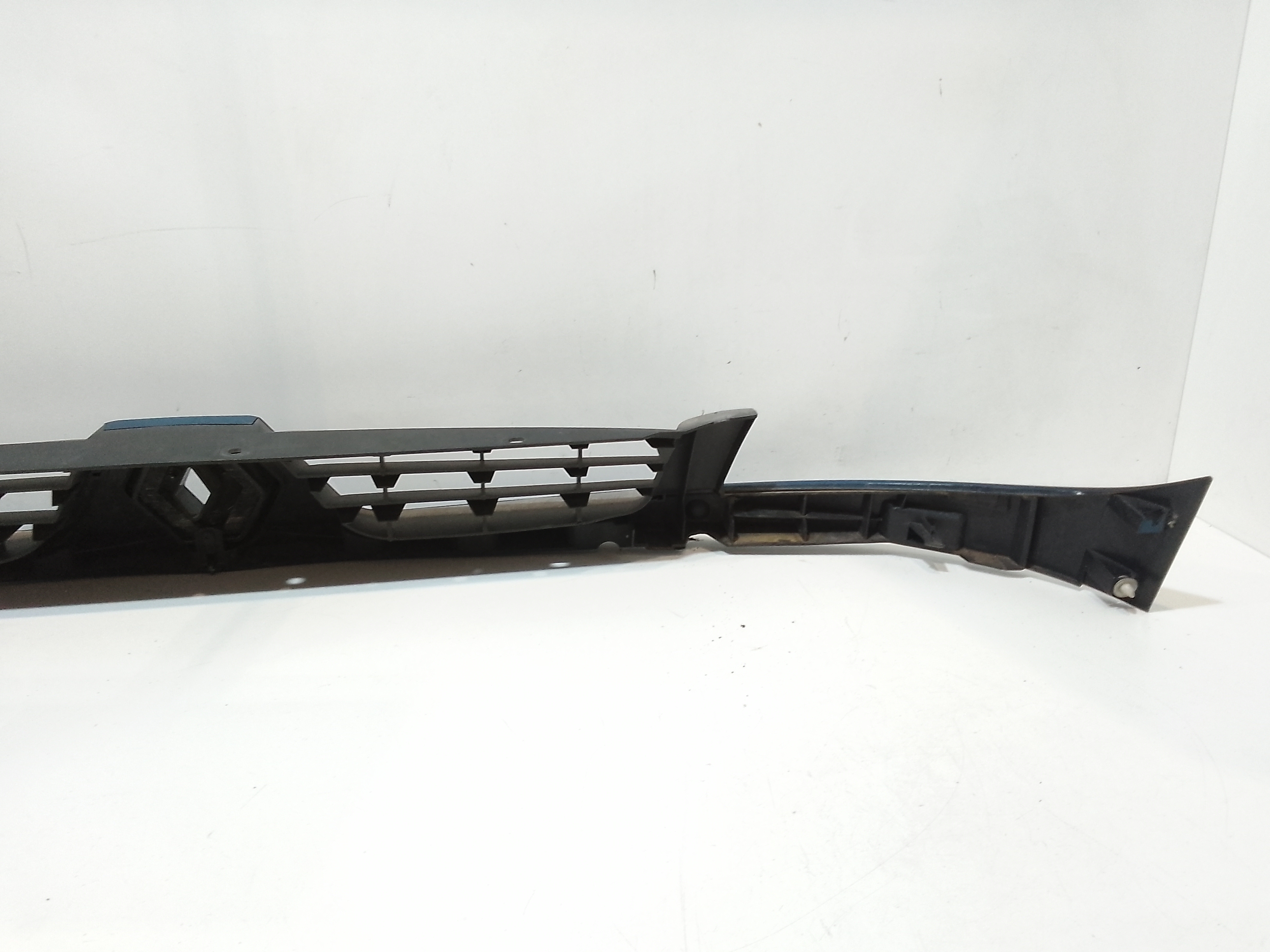 Griglia Anteriore per Renault Kangoo 3 Serie (2003 - 2007)