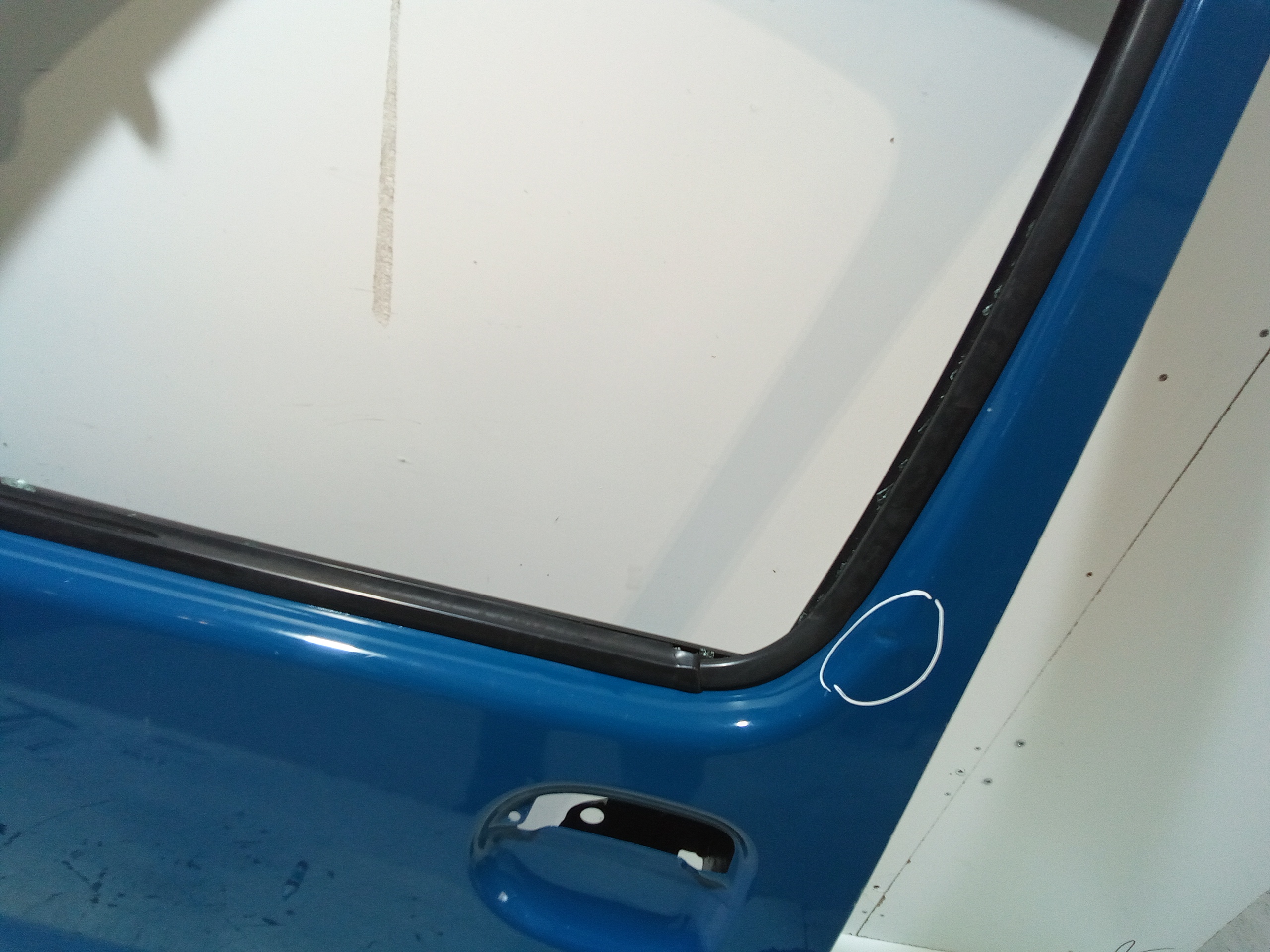 Portiera Anteriore Sinistra per Renault Kangoo 3 Serie (2003 - 2007)