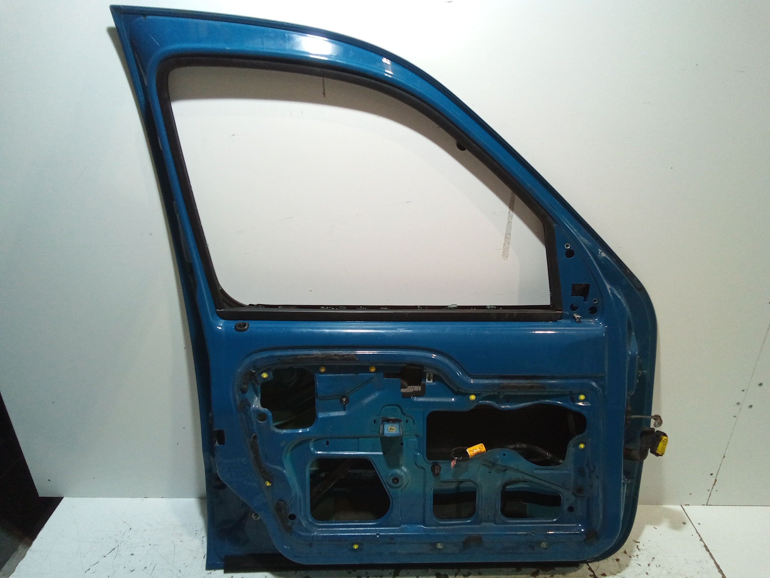 Portiera Anteriore Sinistra per Renault Kangoo 3 Serie (2003 - 2007)