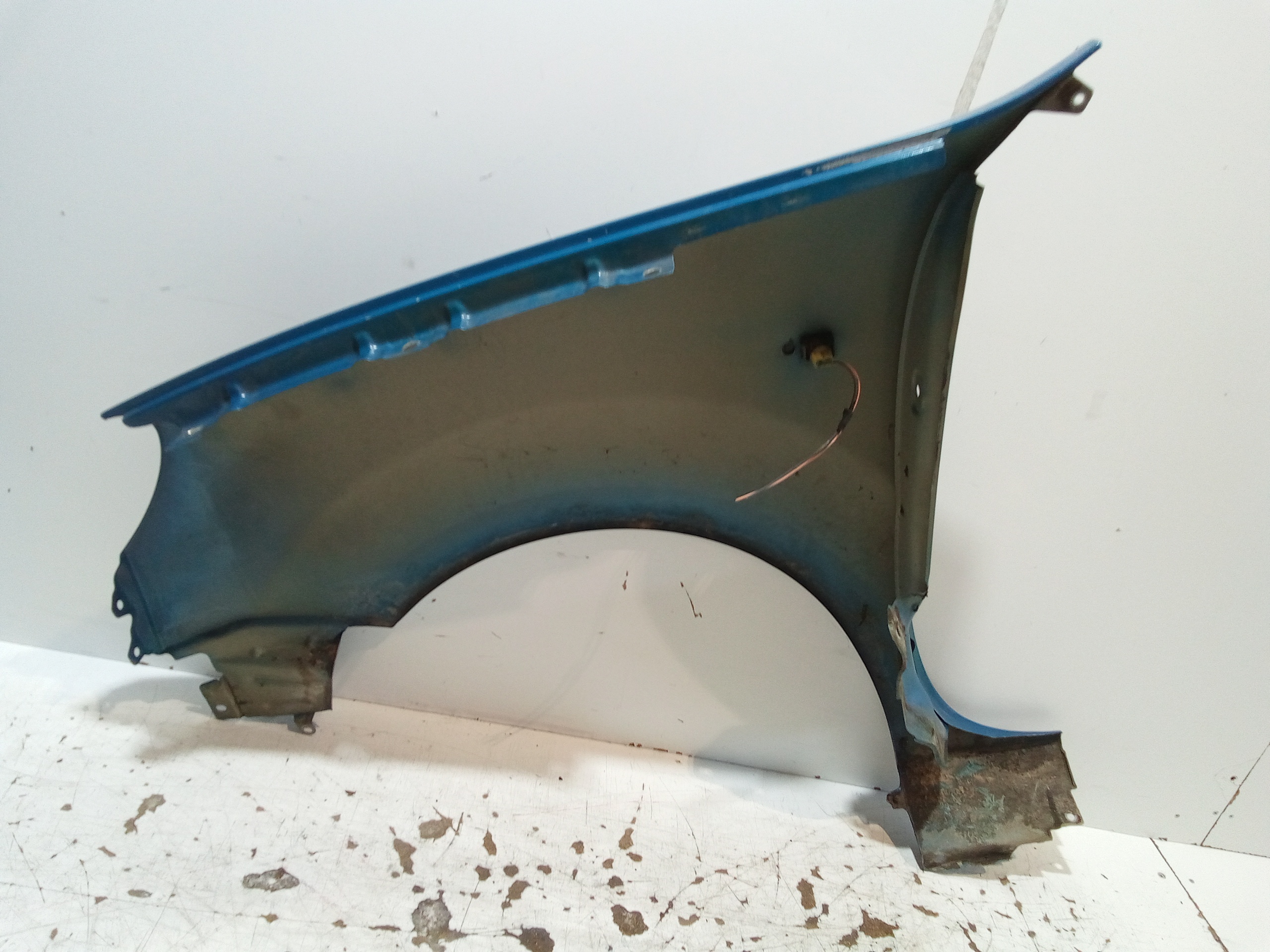 Parafango Anteriore Destro per Renault Kangoo 3 Serie (2003 - 2007)