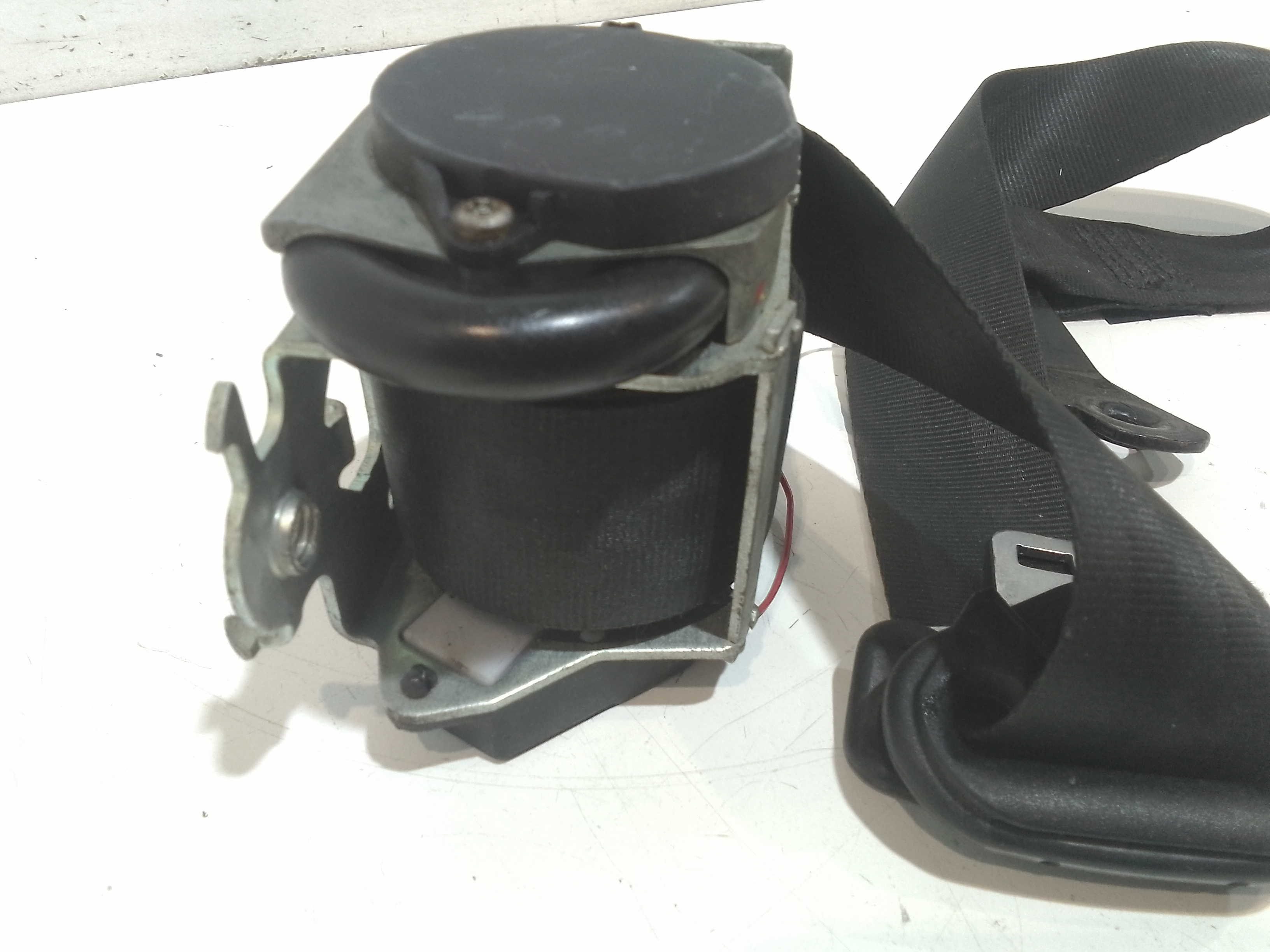 Cintura di sicurezza anteriore sinistra per Nissan Qashqai 1 Serie (2006 - 2009)