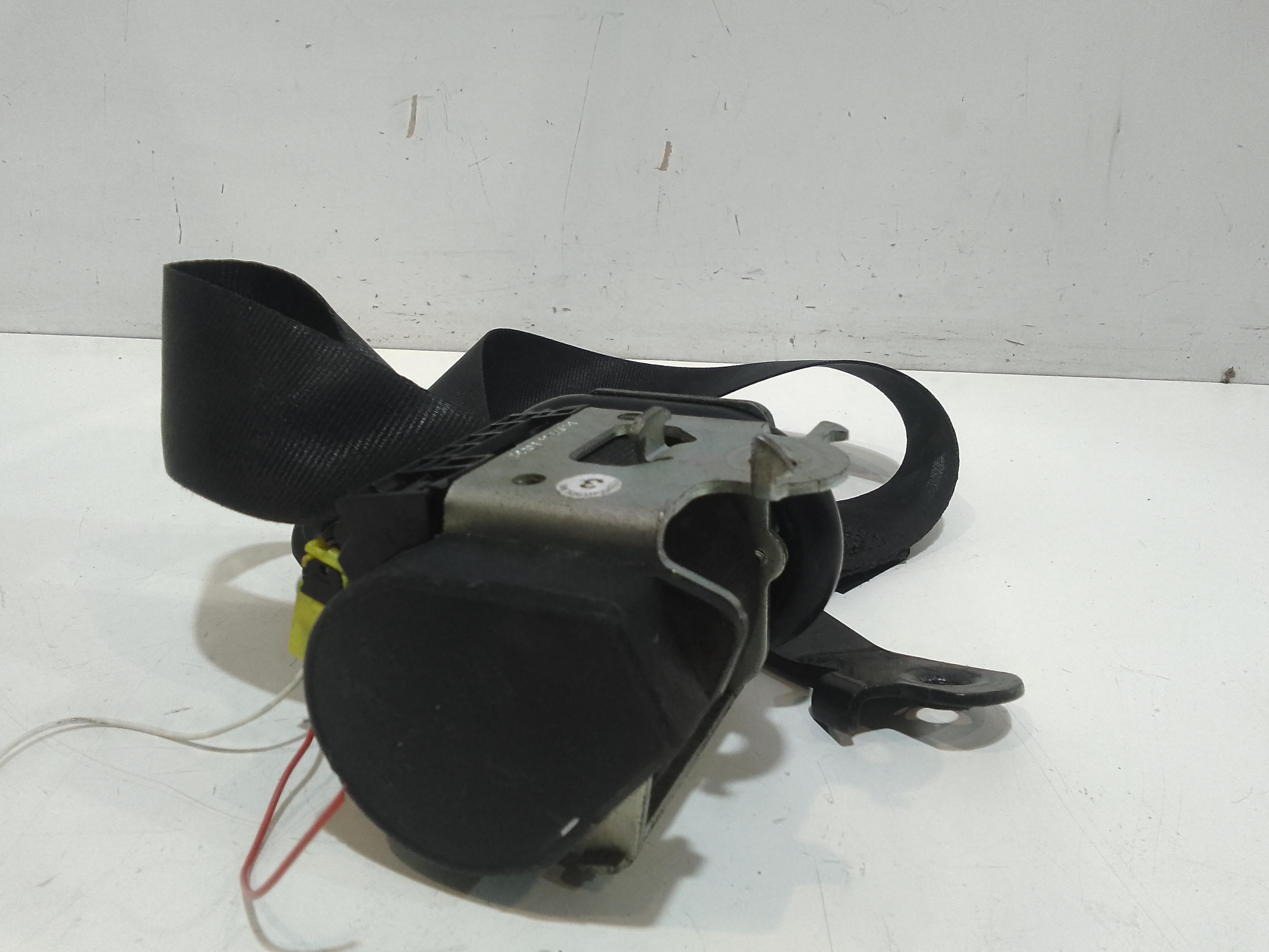 Cintura di sicurezza anteriore sinistra per Nissan Qashqai 1 Serie (2006 - 2009)