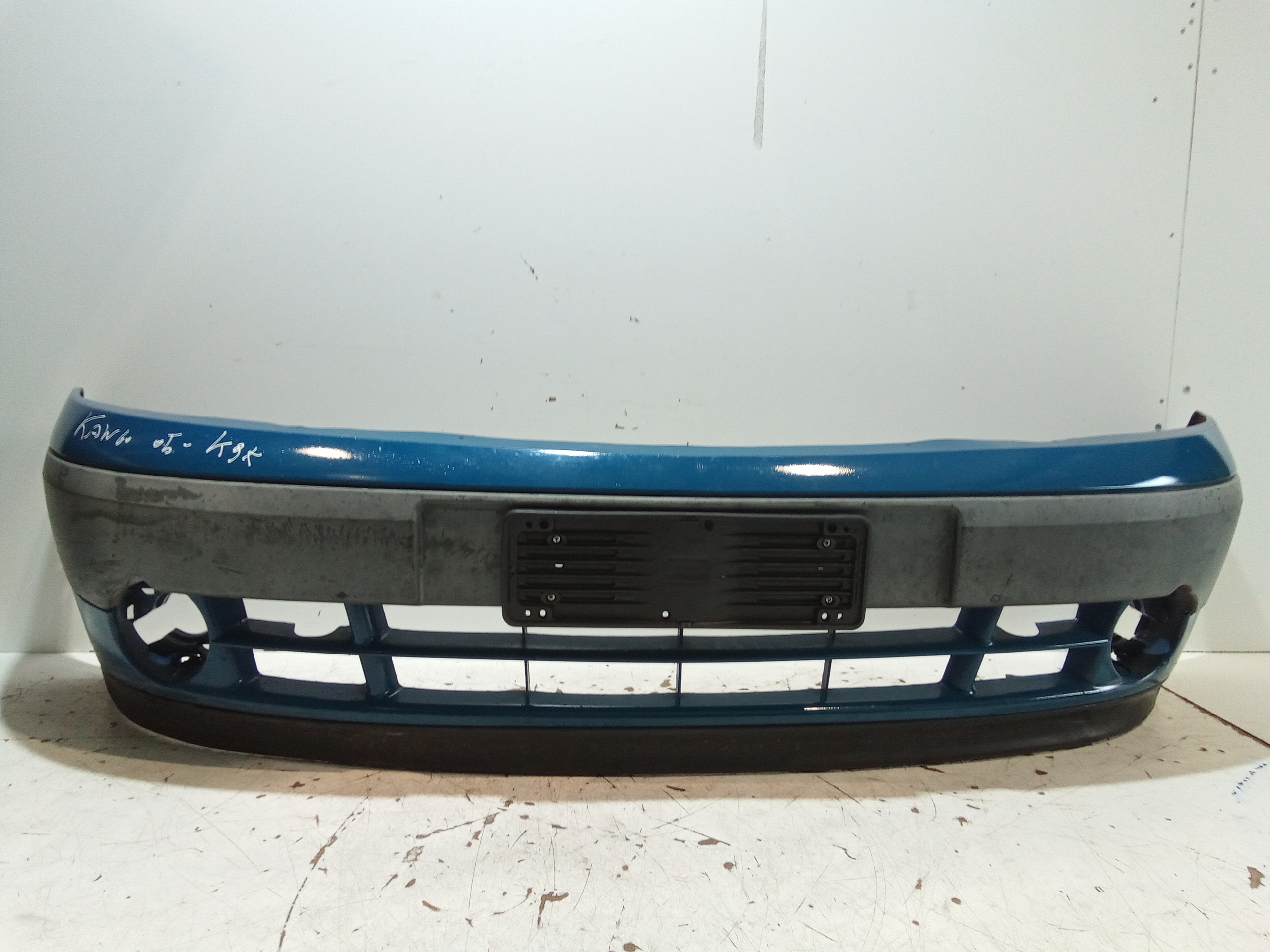 Paraurti Anteriore Completo per Renault Kangoo 3 Serie (2003 - 2007)