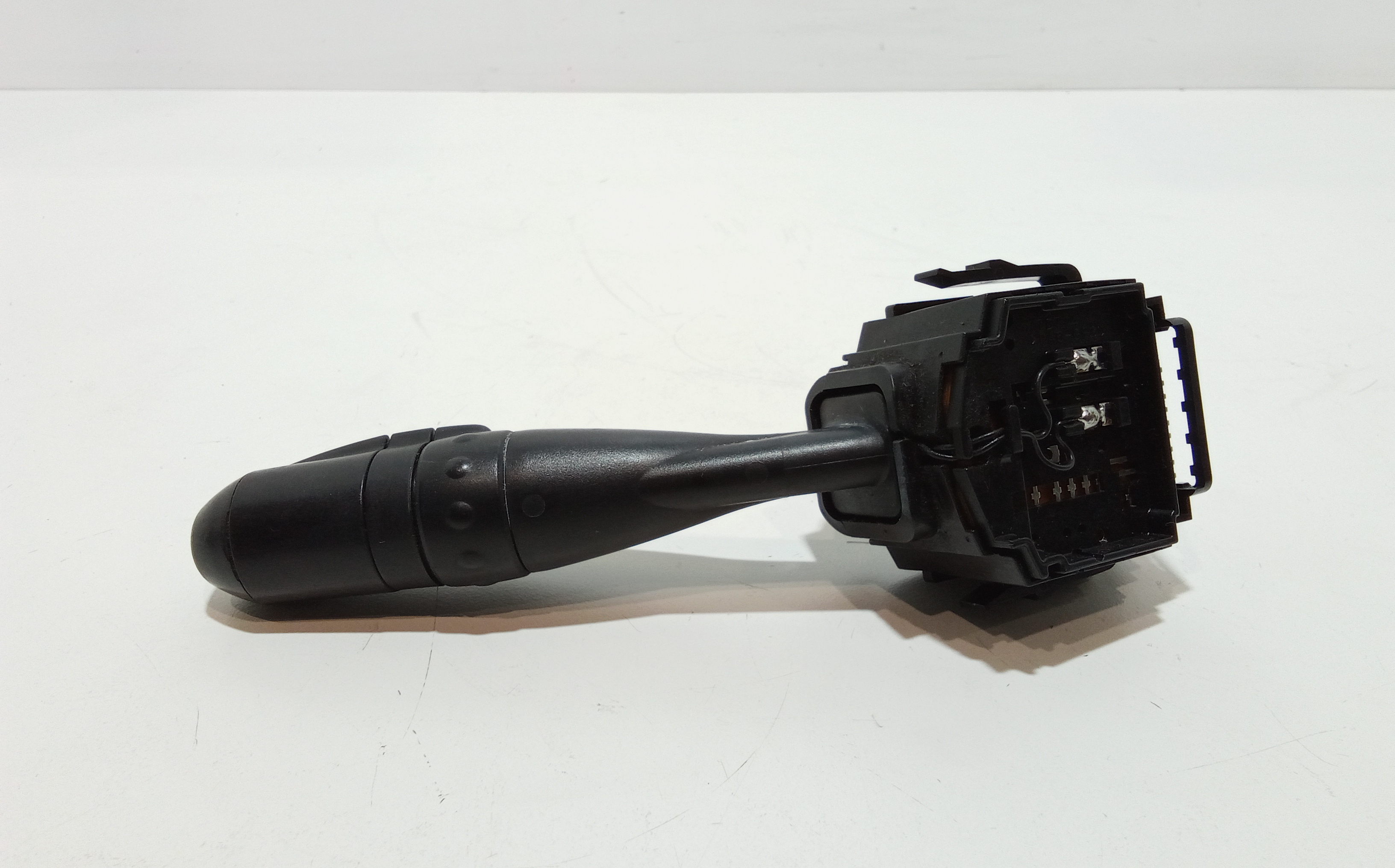 Devioluci destro per Mitsubishi Colt Serie 5p (z) (06>12) (2006 - 2012)
